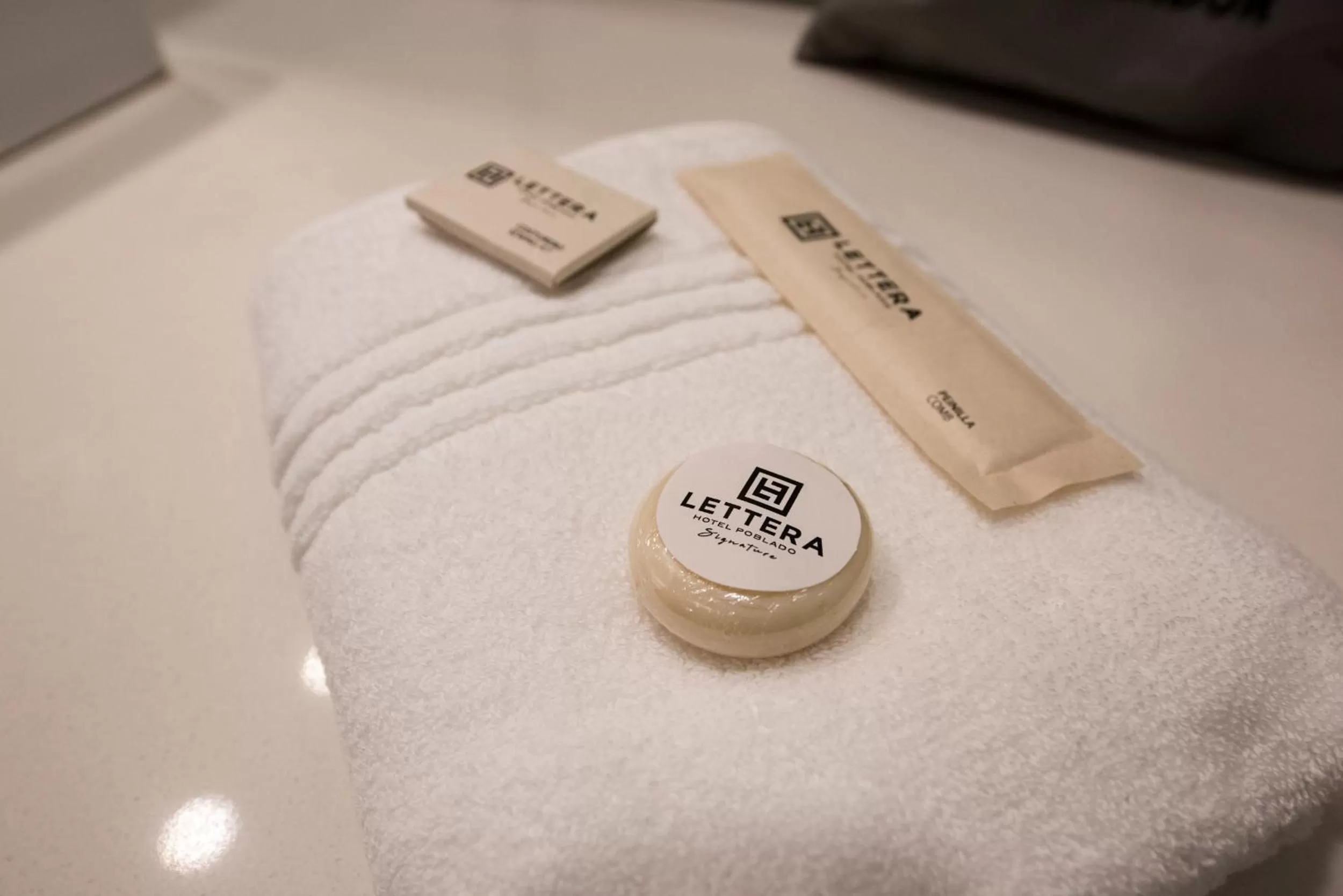 towels in Lettera Hotel