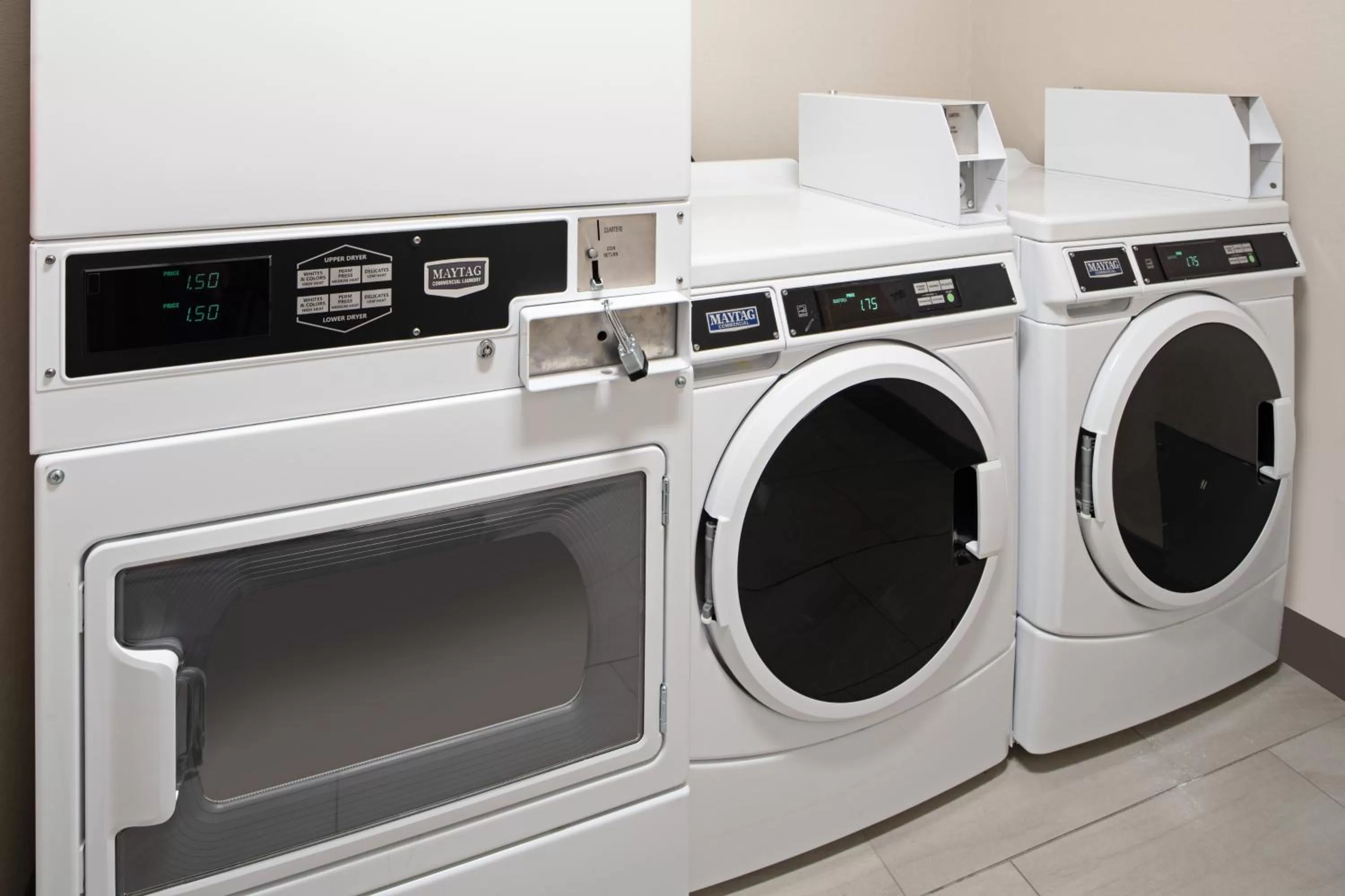 Holiday Inn Express & Suites Palm Desert - Millennium by IHG