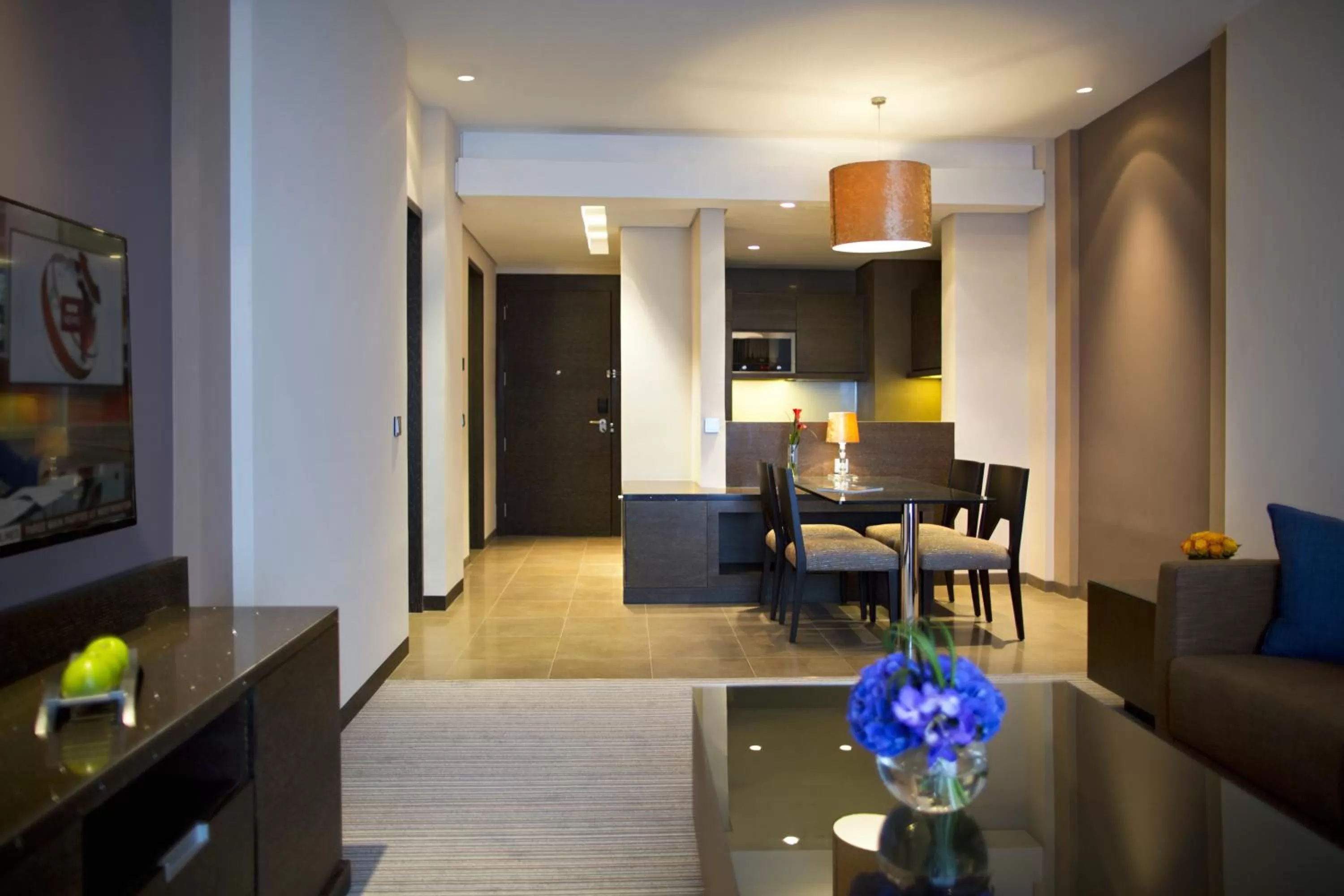 Living room, Seating Area in Hili Rayhaan by Rotana