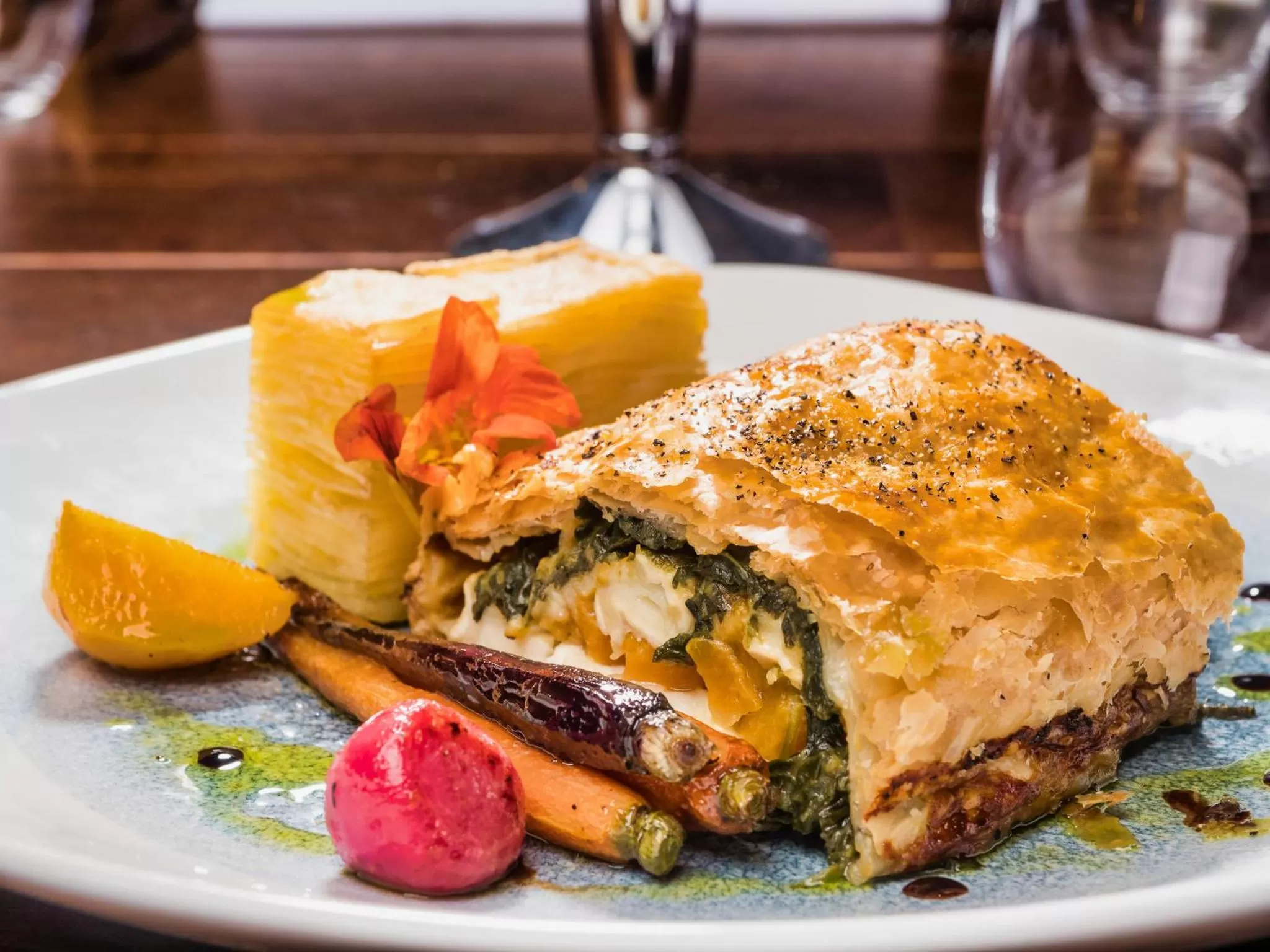 Food and drinks in The Feathers Hotel