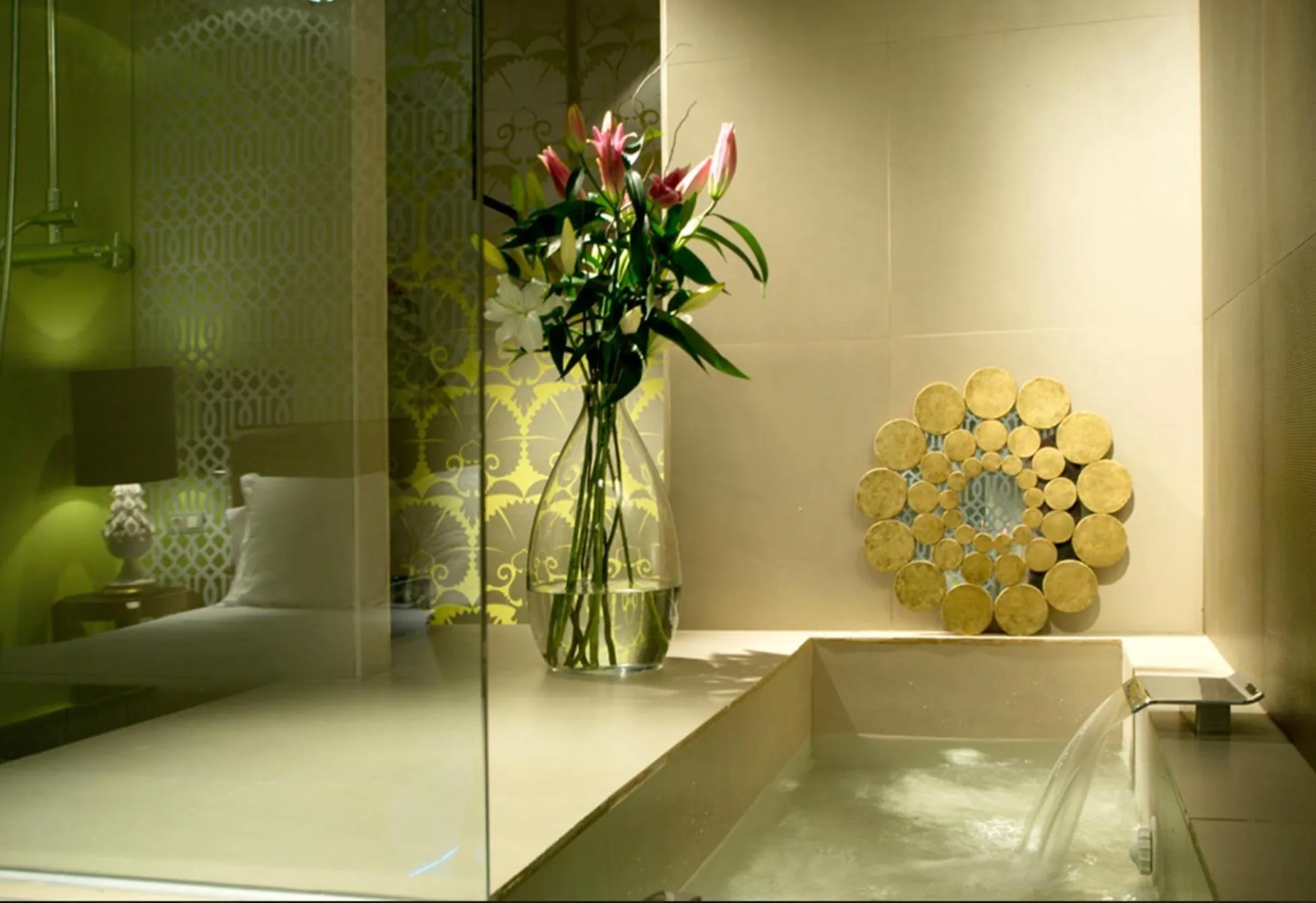 Bath in Abalú Design Boutique Hotel Gran Via