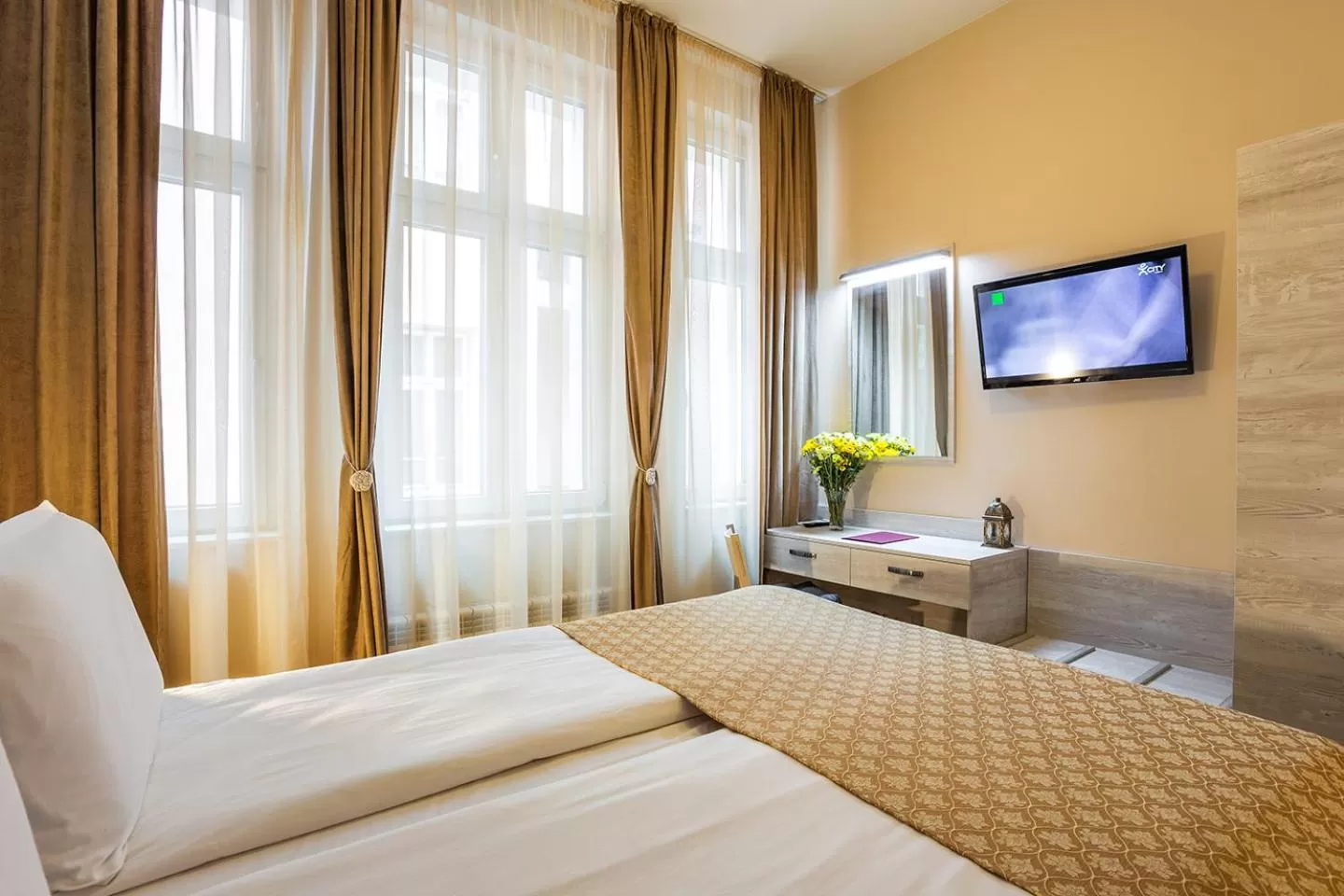 Photo of the whole room, Bed in Sofia Place Hotel by HMG