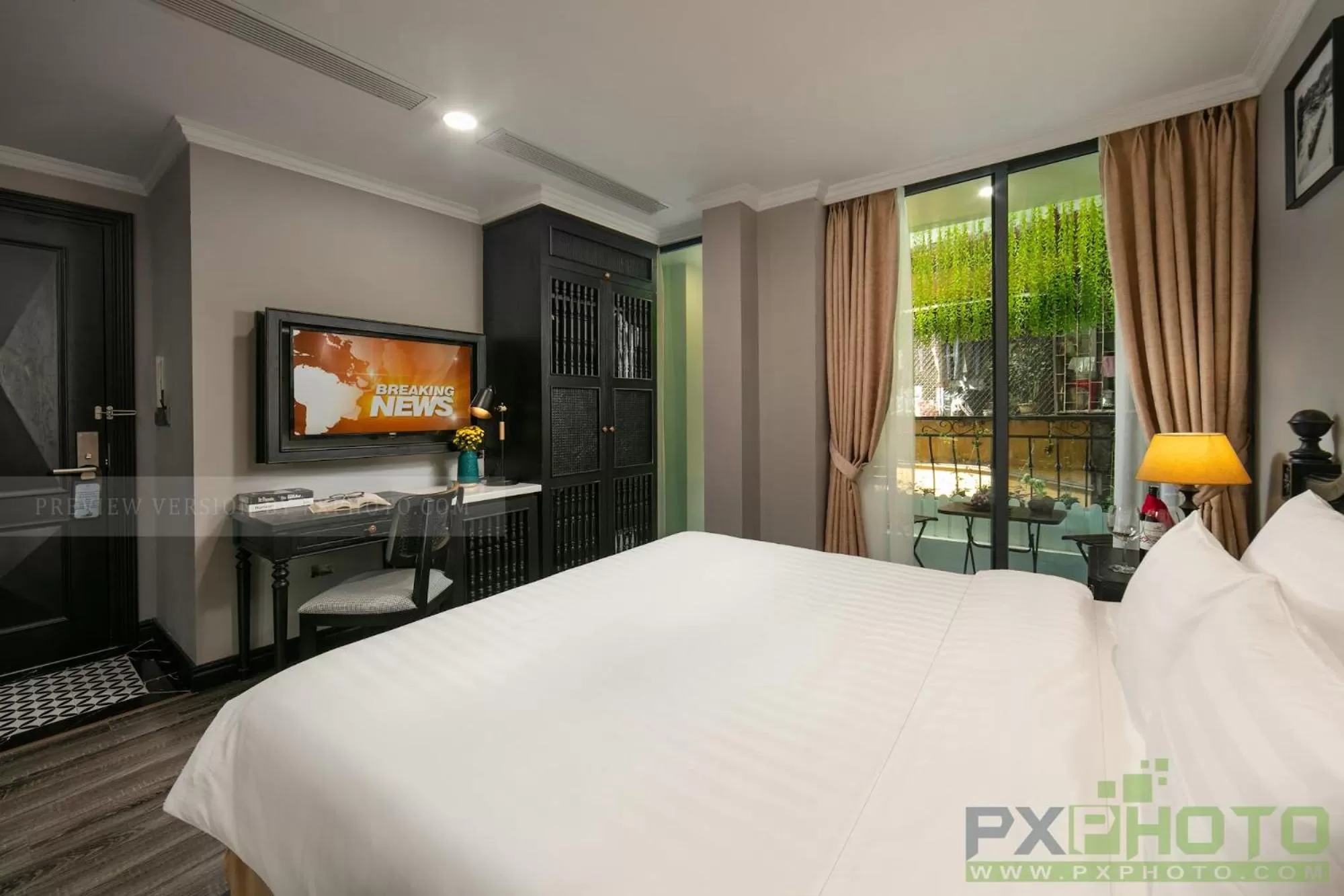 Bed in Hanoi Paradise Center Hotel & Spa