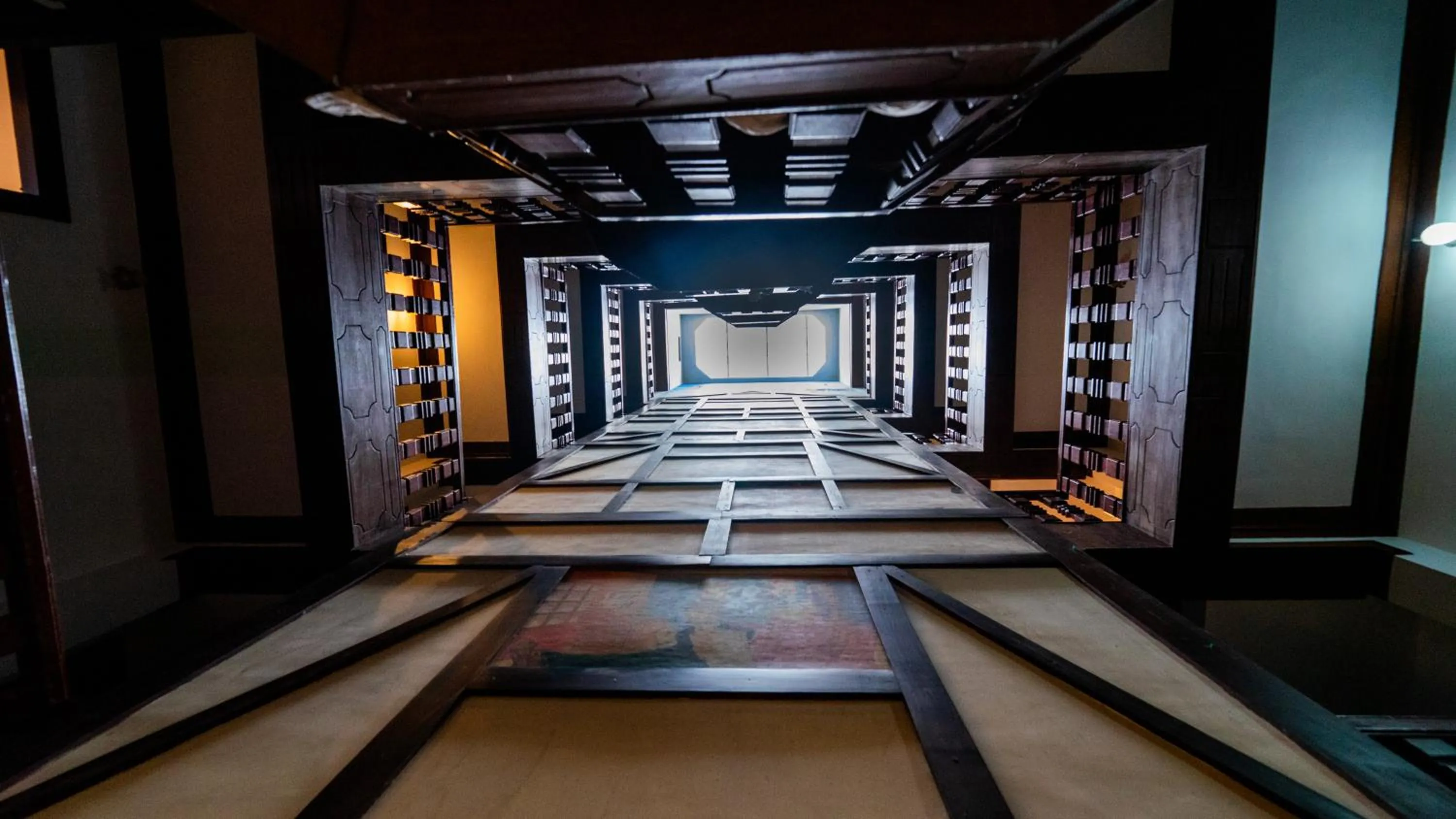 Decorative detail in Westwood Riverside