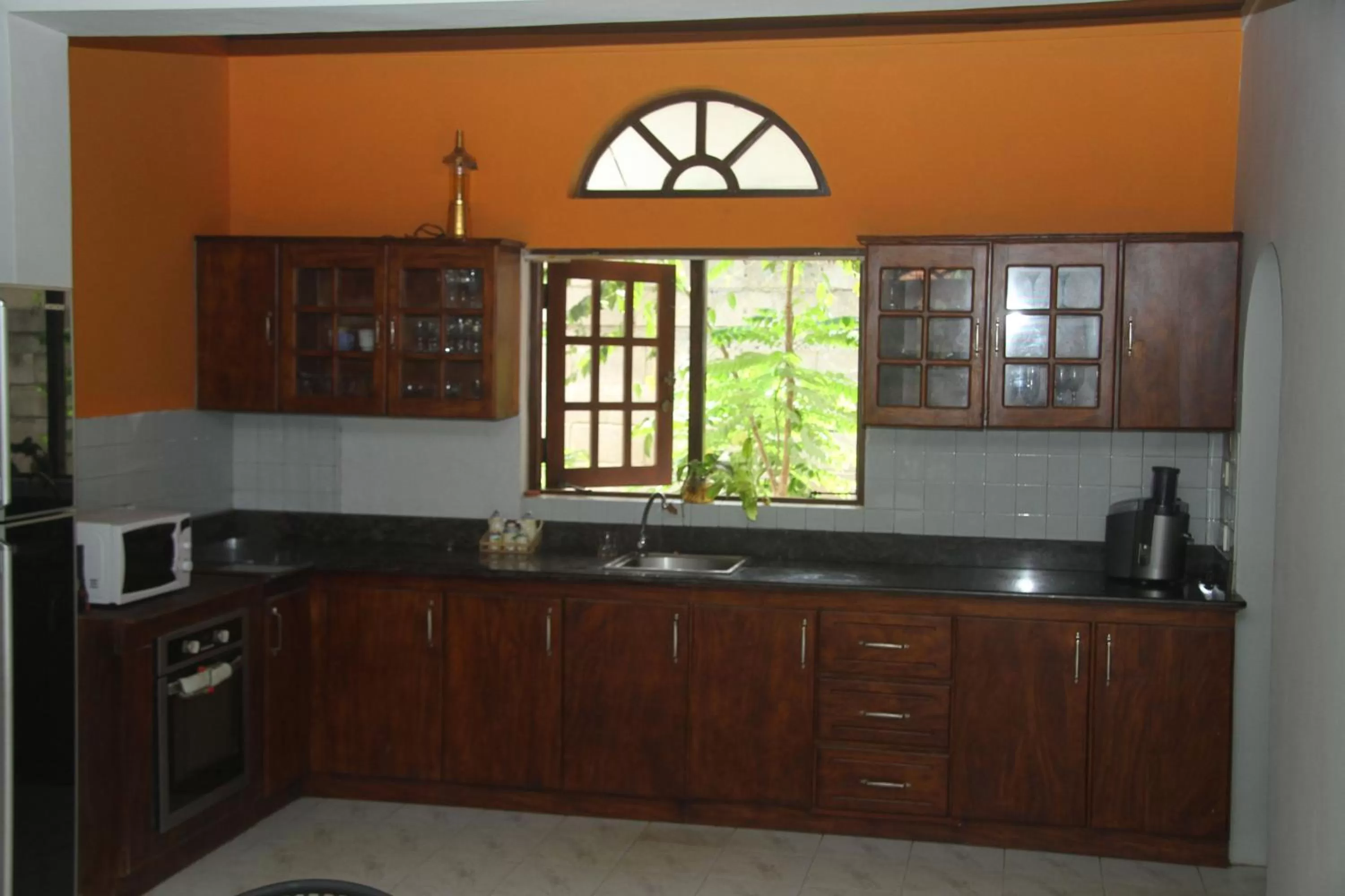 Kitchen or kitchenette, Kitchen/Kitchenette in Villa Taprobane