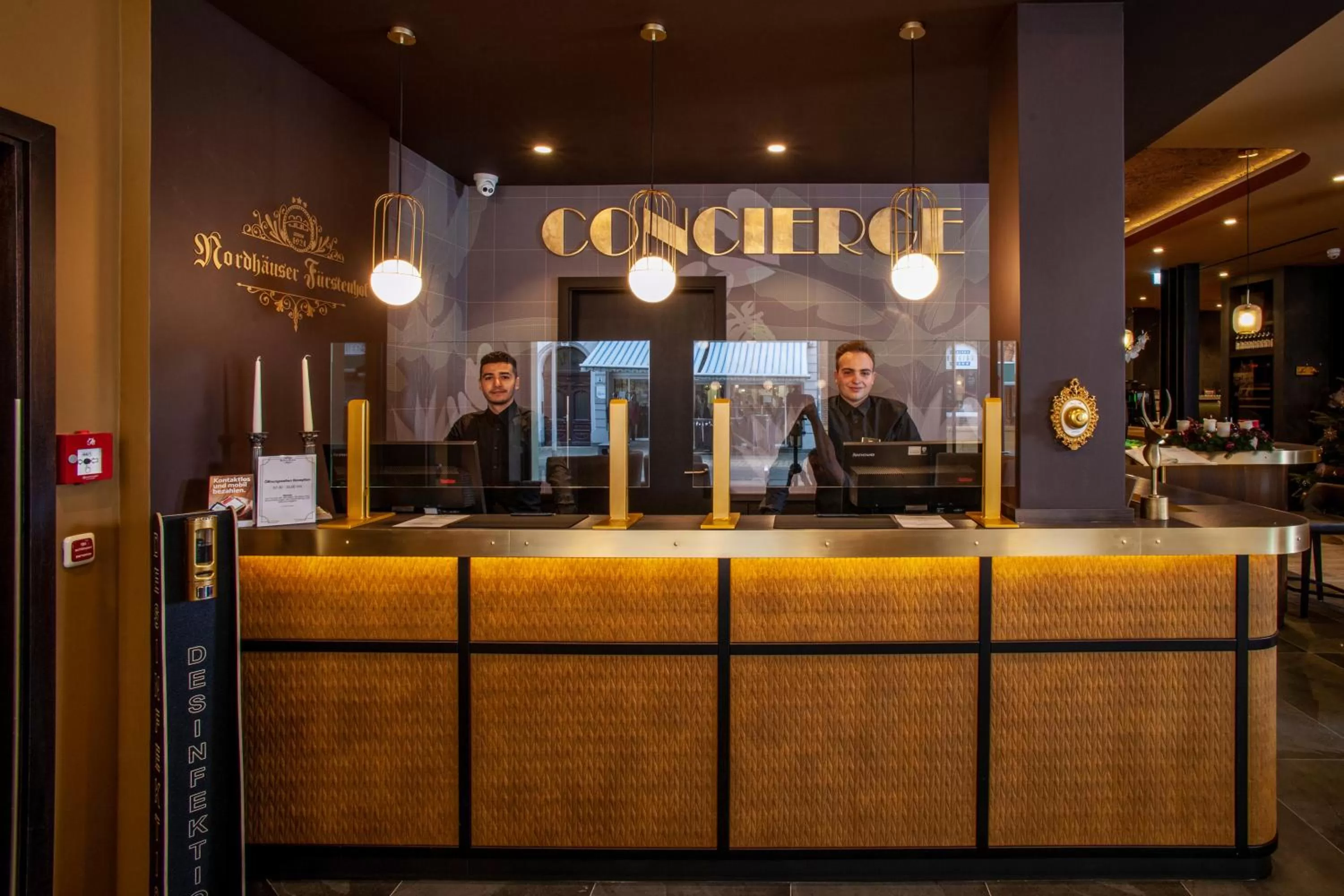 Lobby or reception in Nordhäuser Fürstenhof & TinySky-Resort