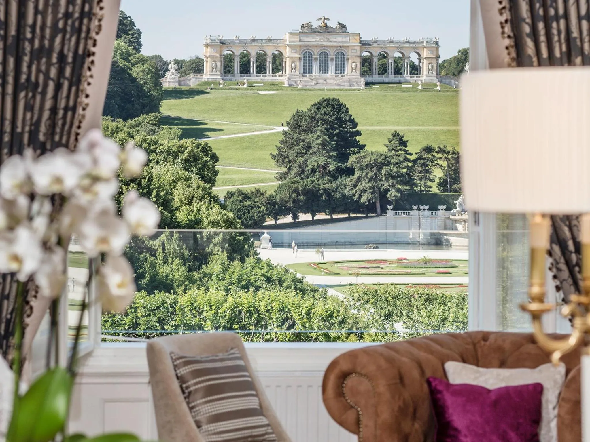Landmark view in Schloß Schönbrunn Grand Suite