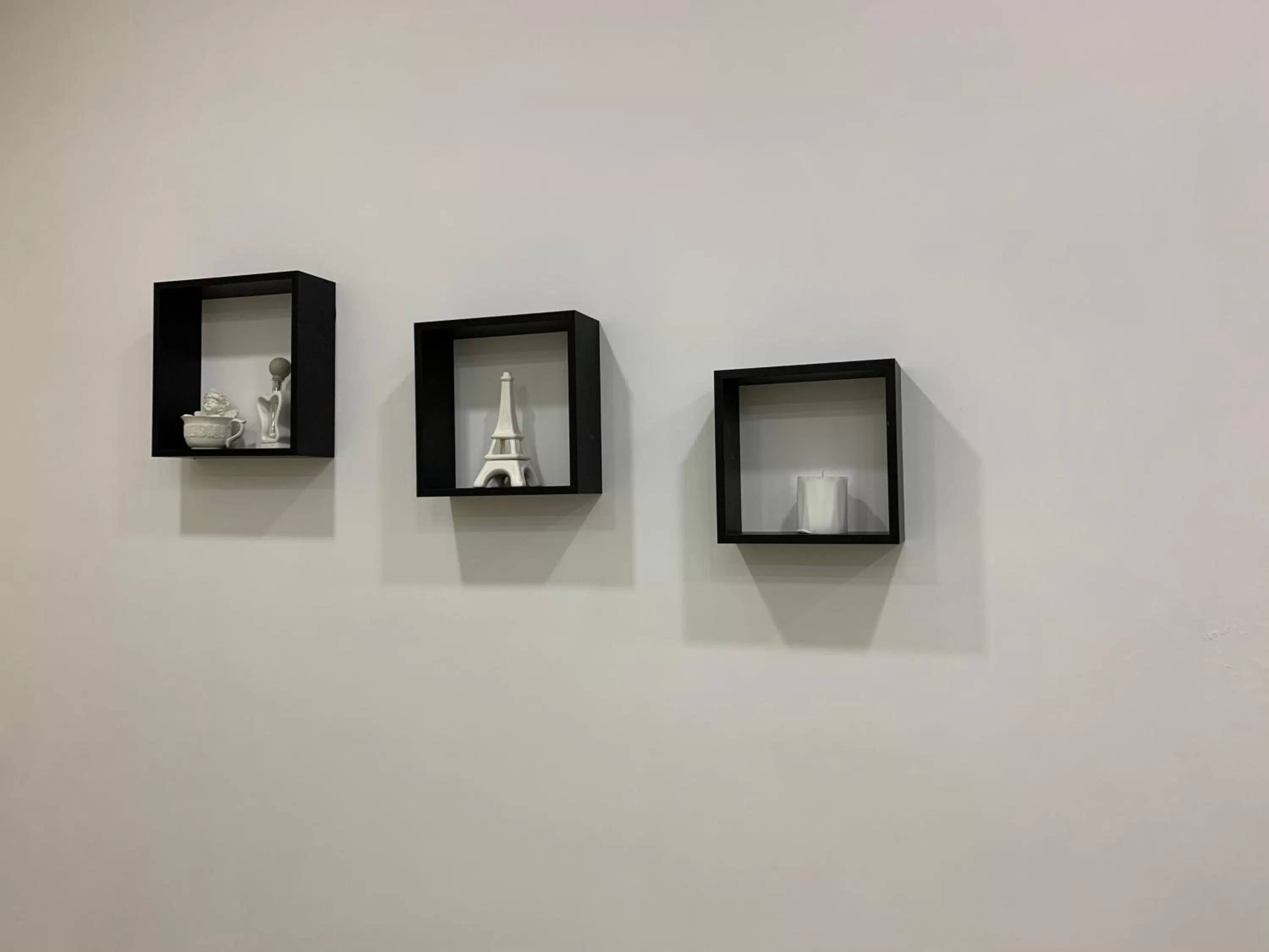 Communal lounge/ TV room, TV/Entertainment Center in La Rosa del Vesuvio