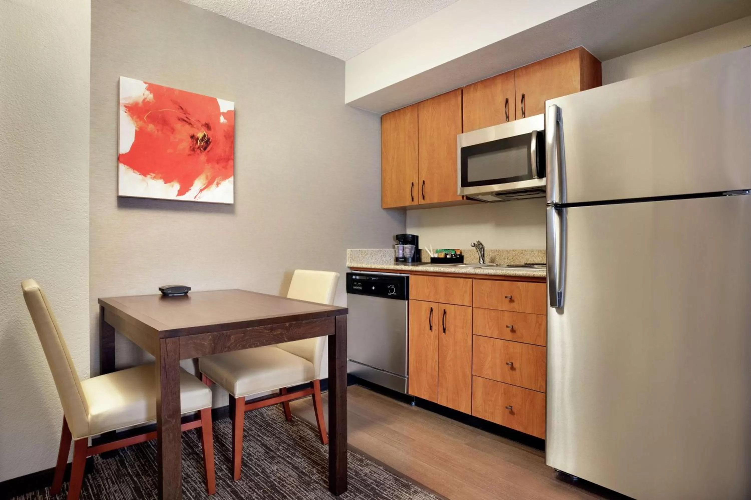 Kitchen or kitchenette in Homewood Suites by Hilton Phoenix-Chandler