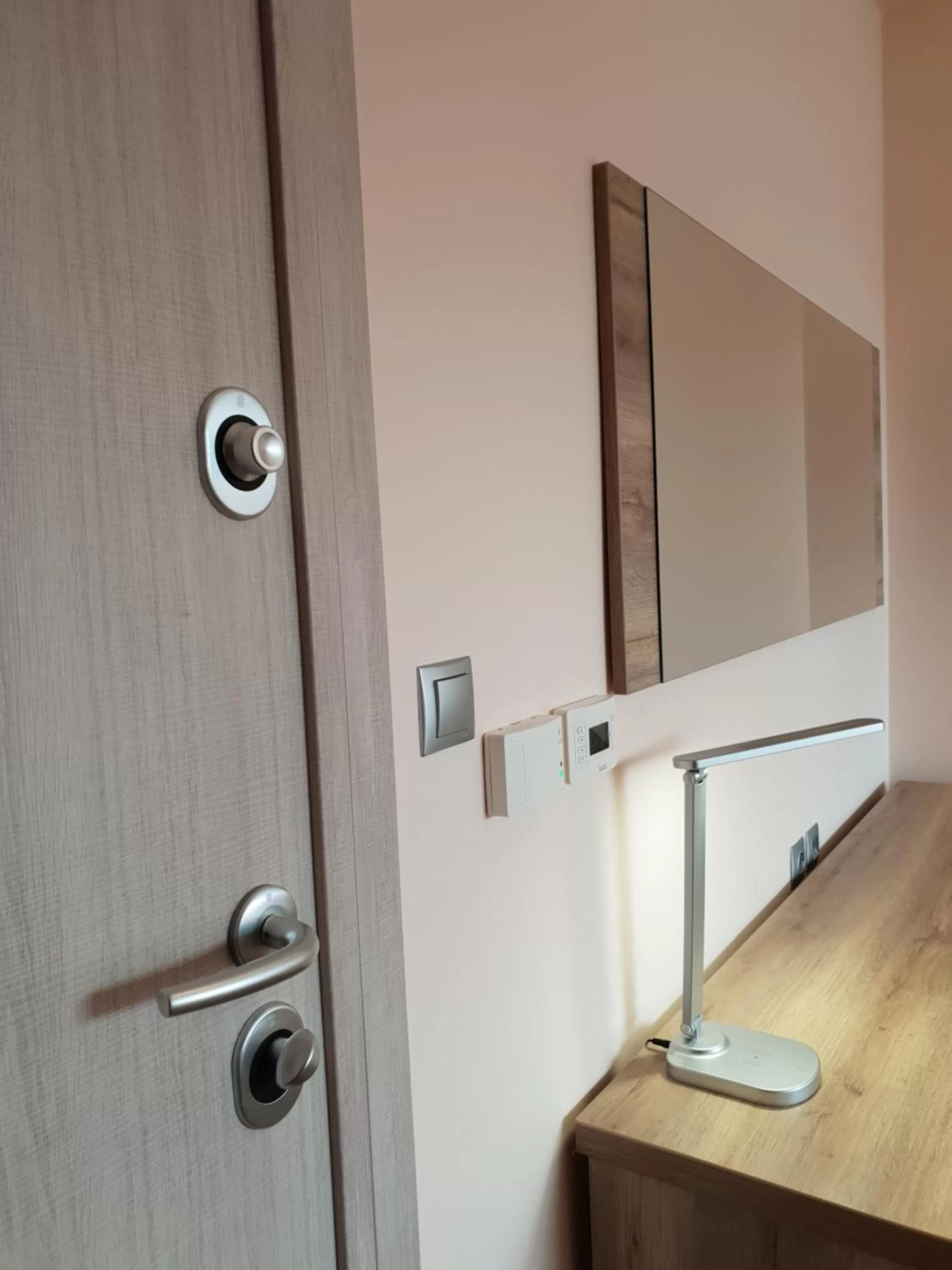 Photo of the whole room in Mondeus Inn Luxury