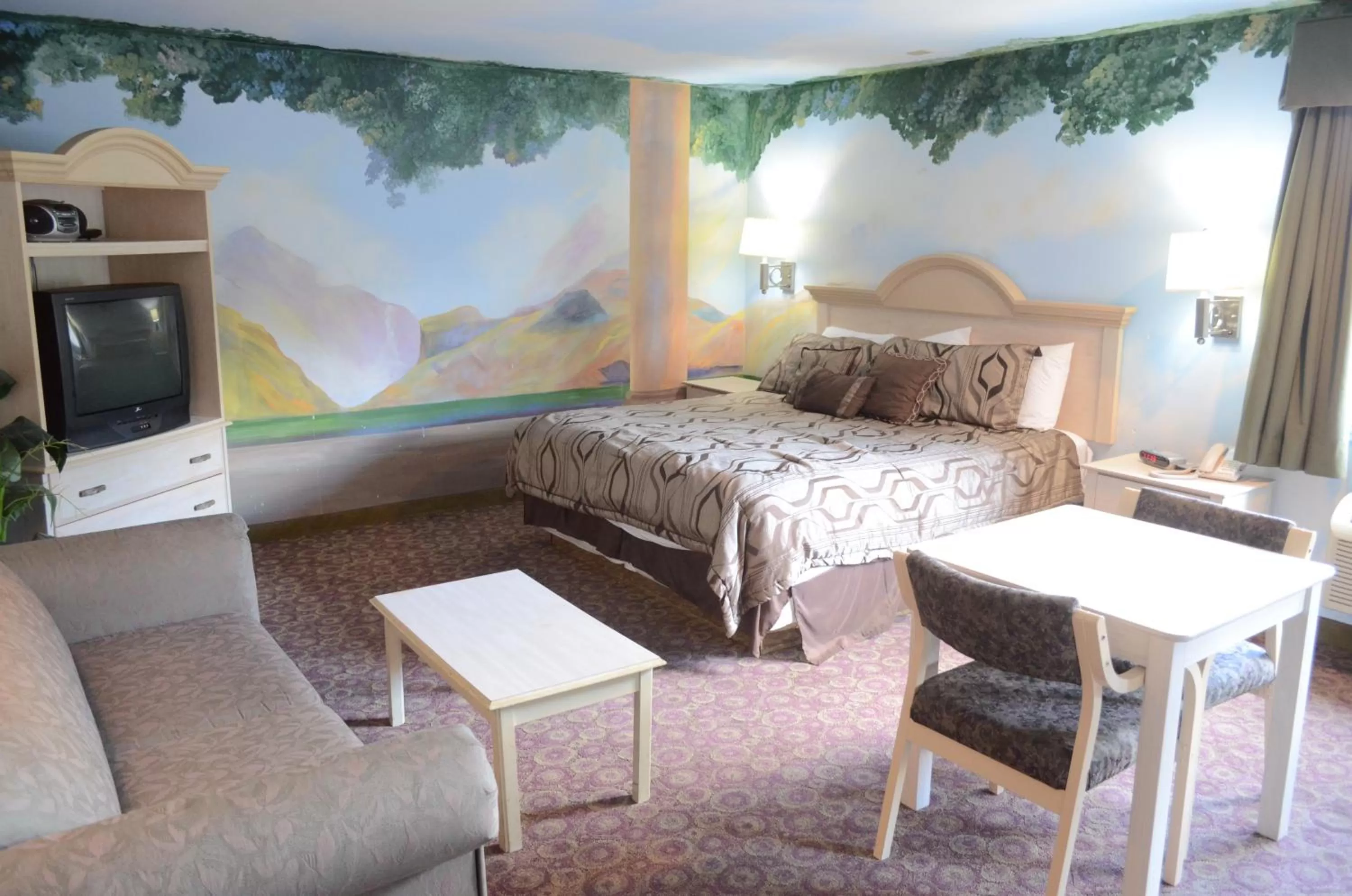 Bedroom, Bed in Scottish Inn and Suites NRG Park/Texas Medical Center - Houston