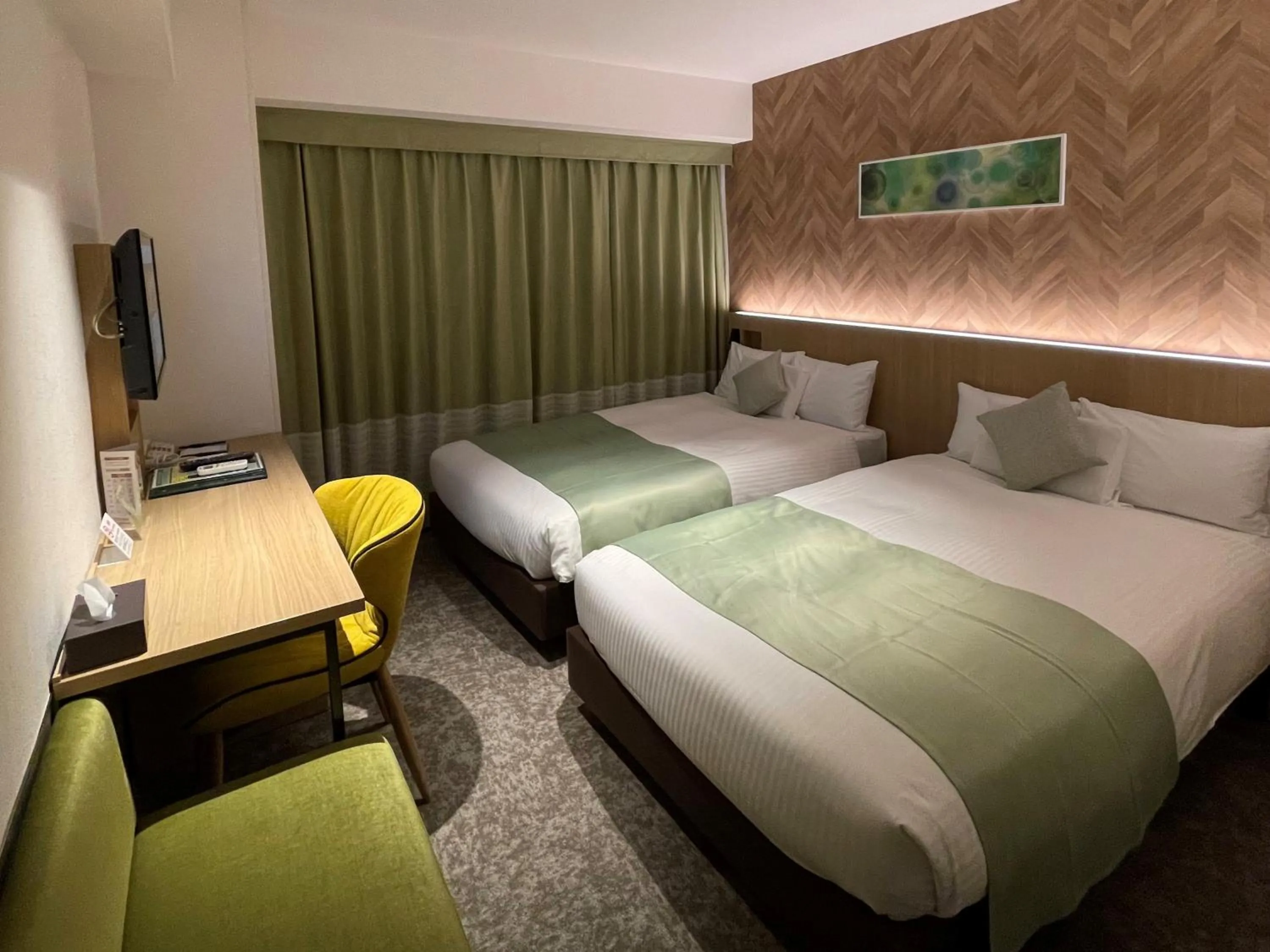 Photo of the whole room, Bed in Hotel Villa Fontaine Tokyo-Otemachi