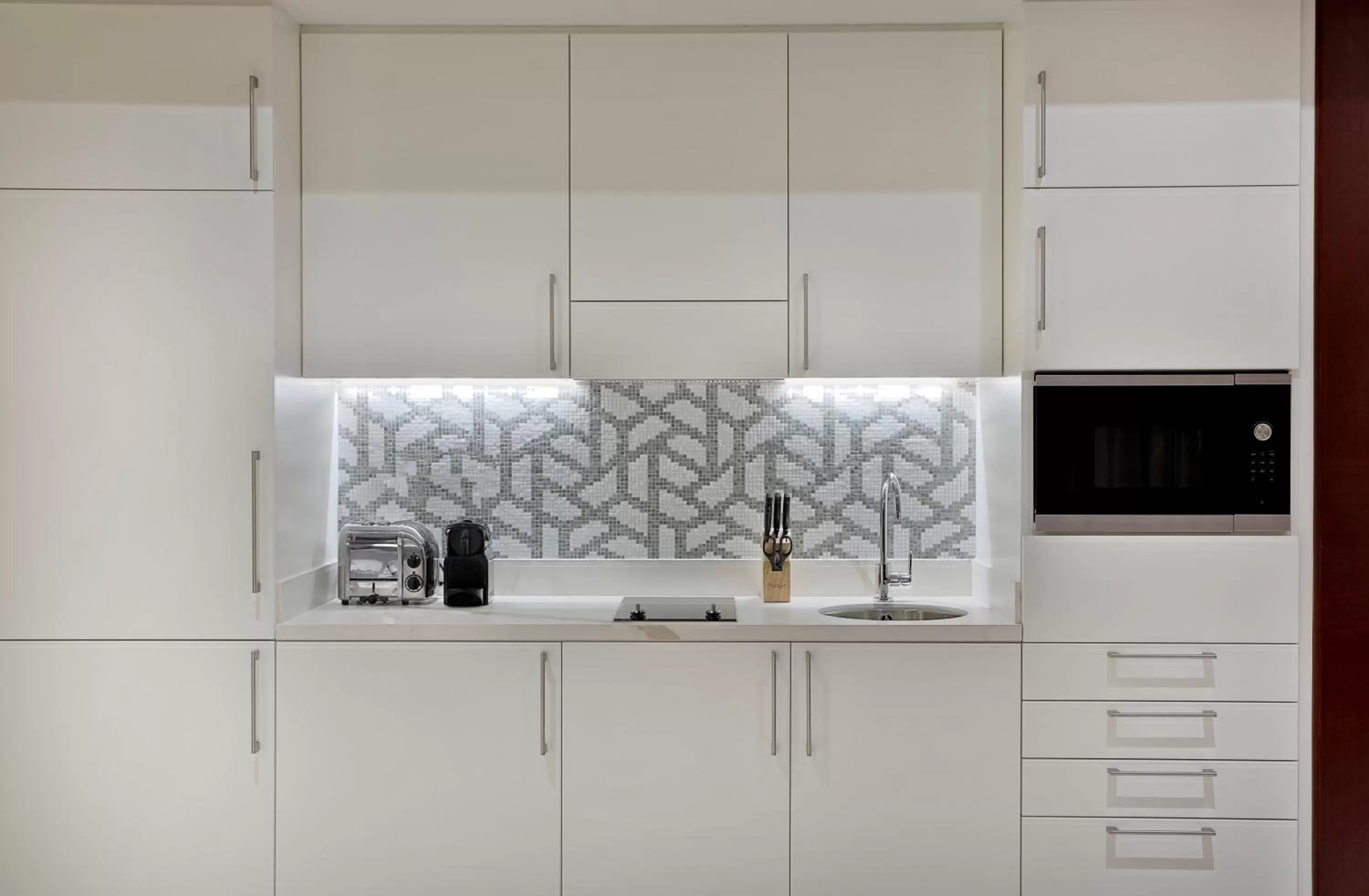 Kitchen or kitchenette in Hilton Doha The Pearl