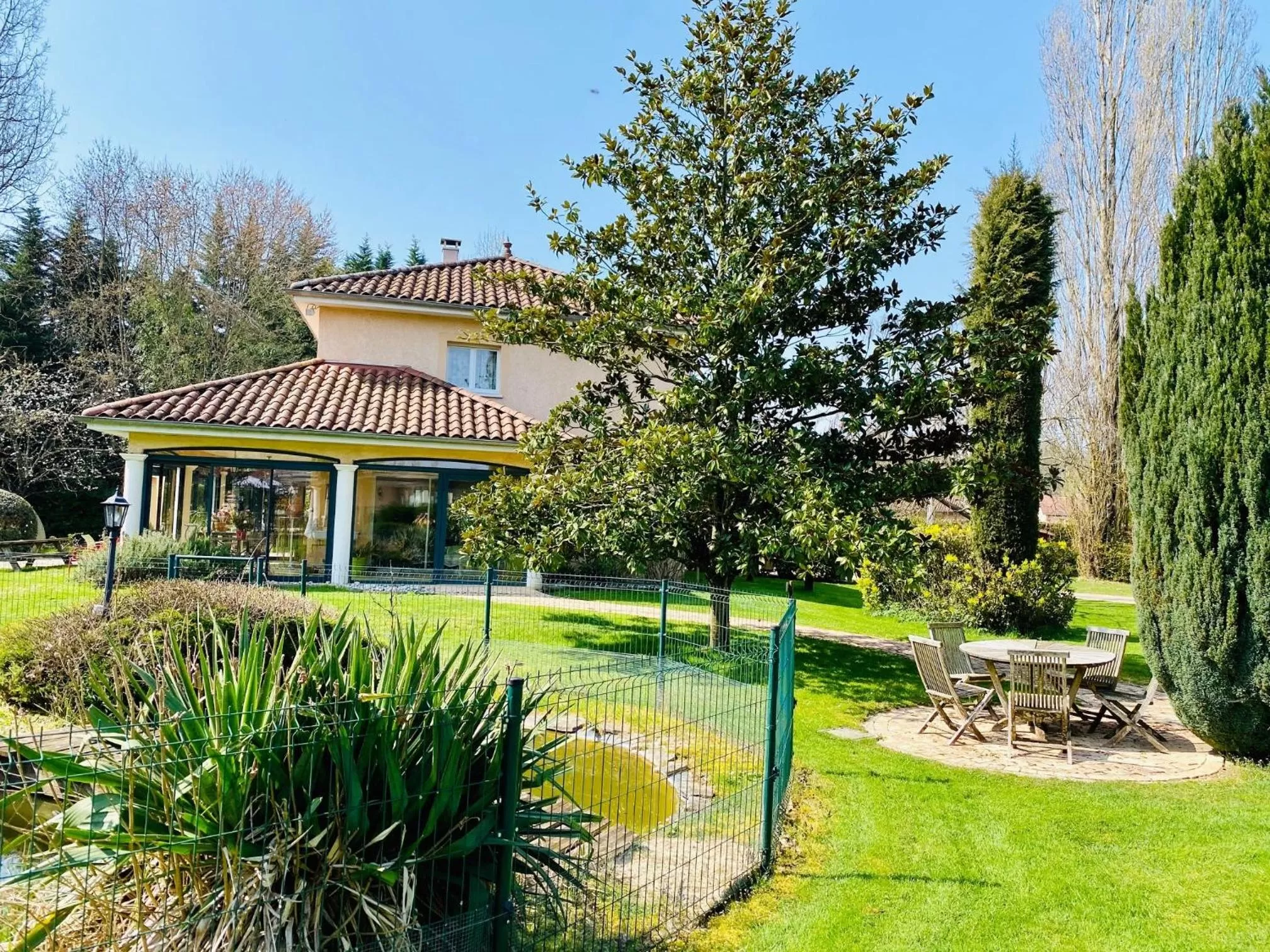 Property building in Les Villas du Domaine de Suzel