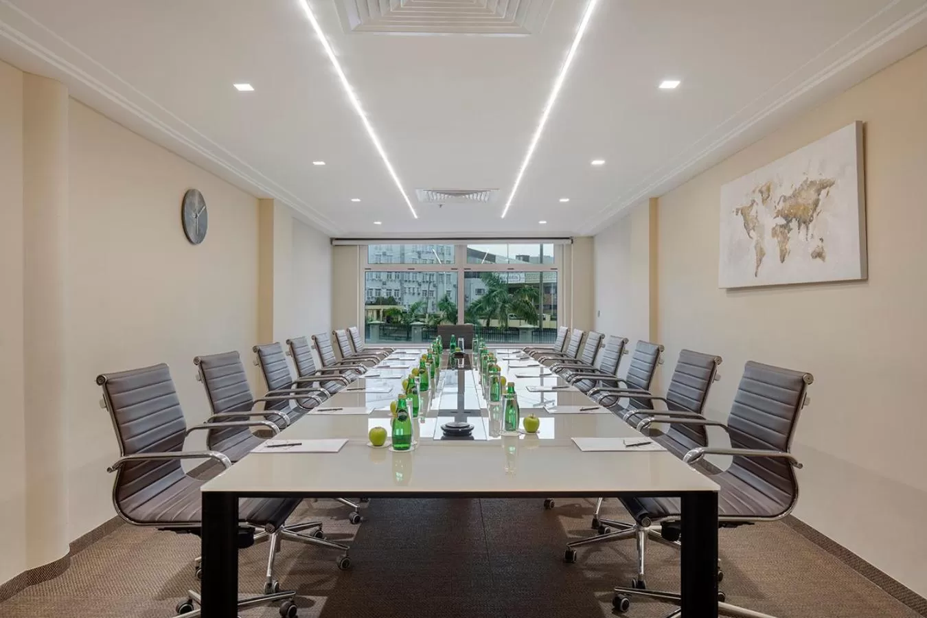 Business facilities in Fraser Suites Abuja