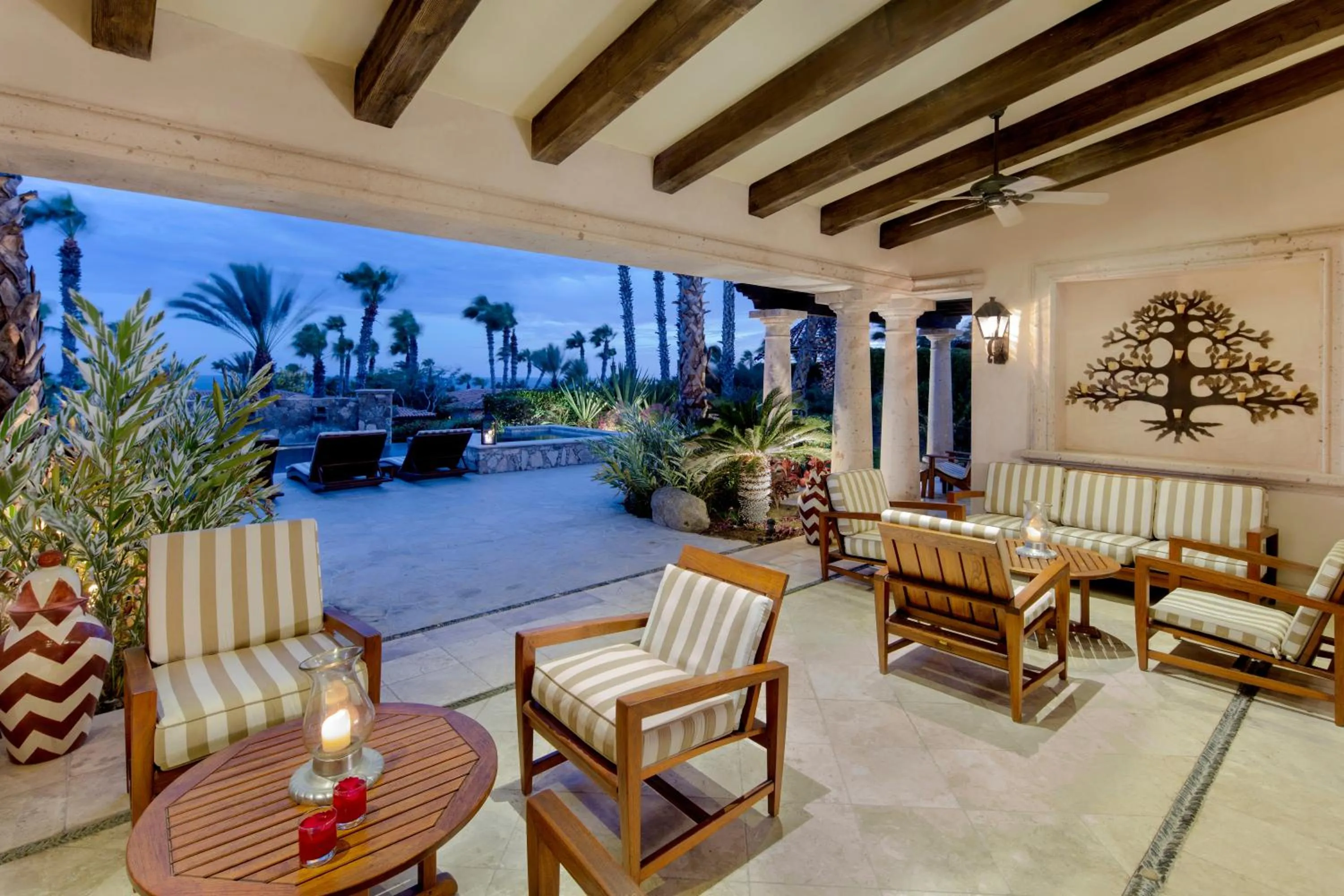 Esperanza, Auberge Collection