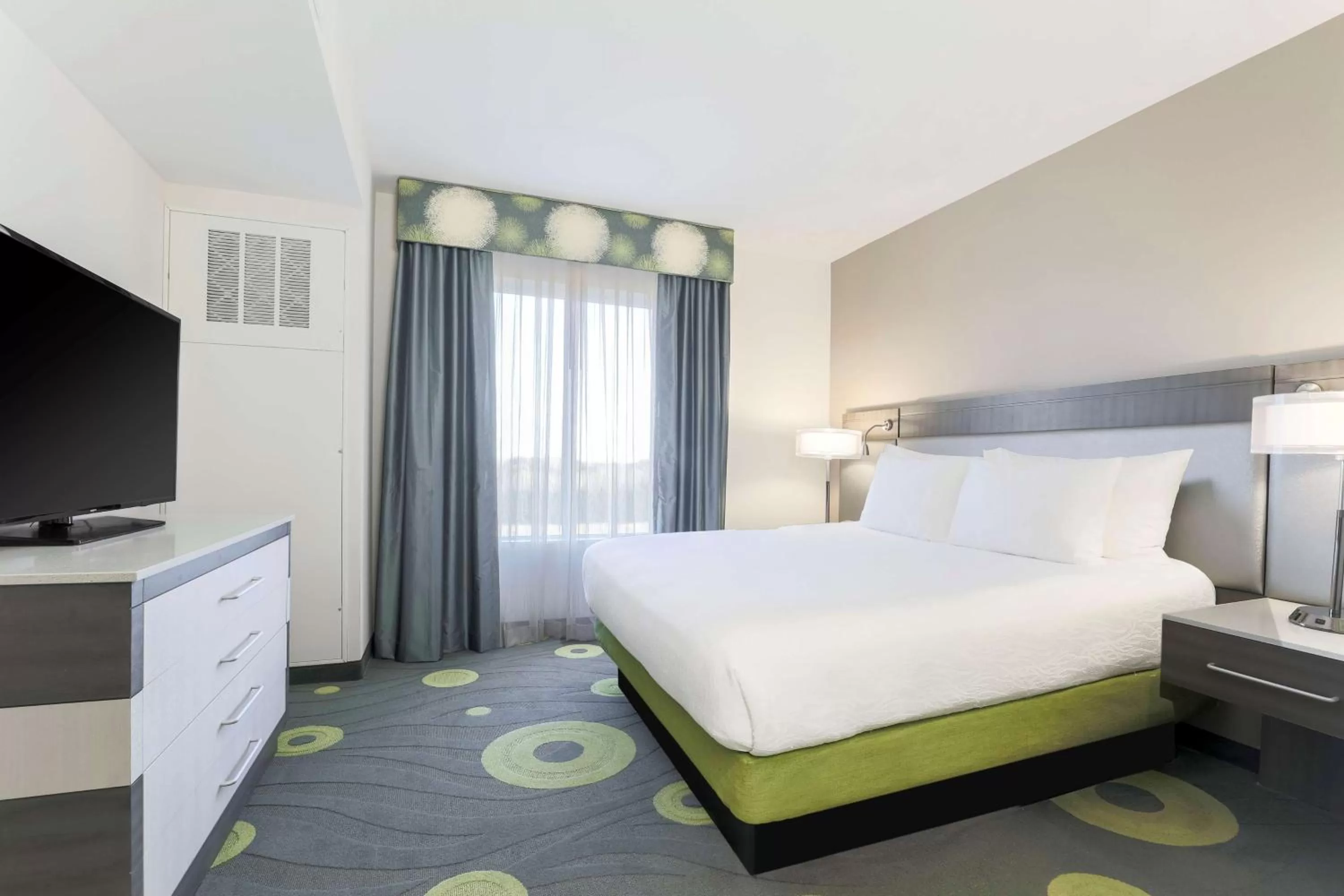 Bed in Hilton Garden Inn Ardmore