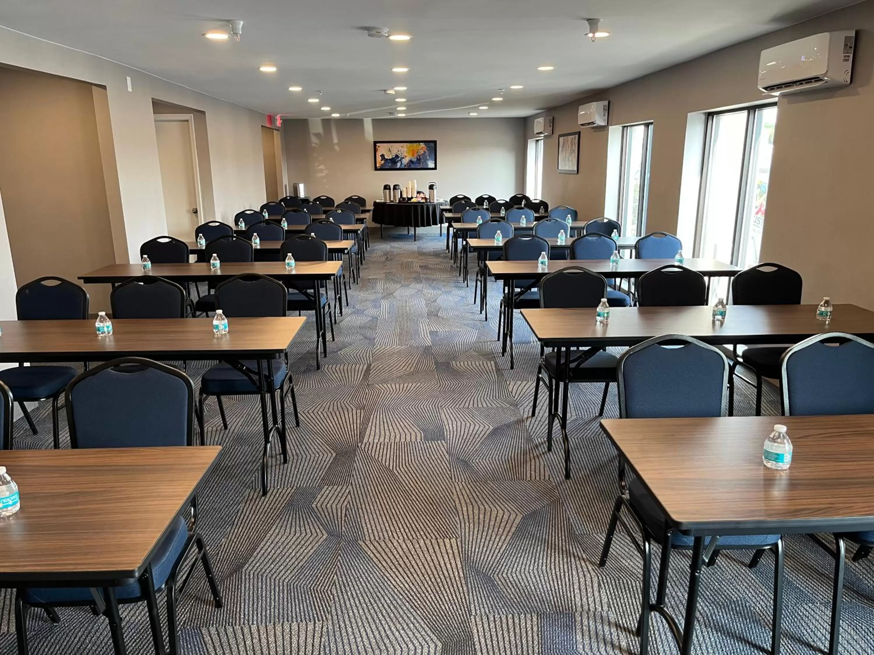 Meeting/conference room in La Quinta by Wyndham Nashville Airport