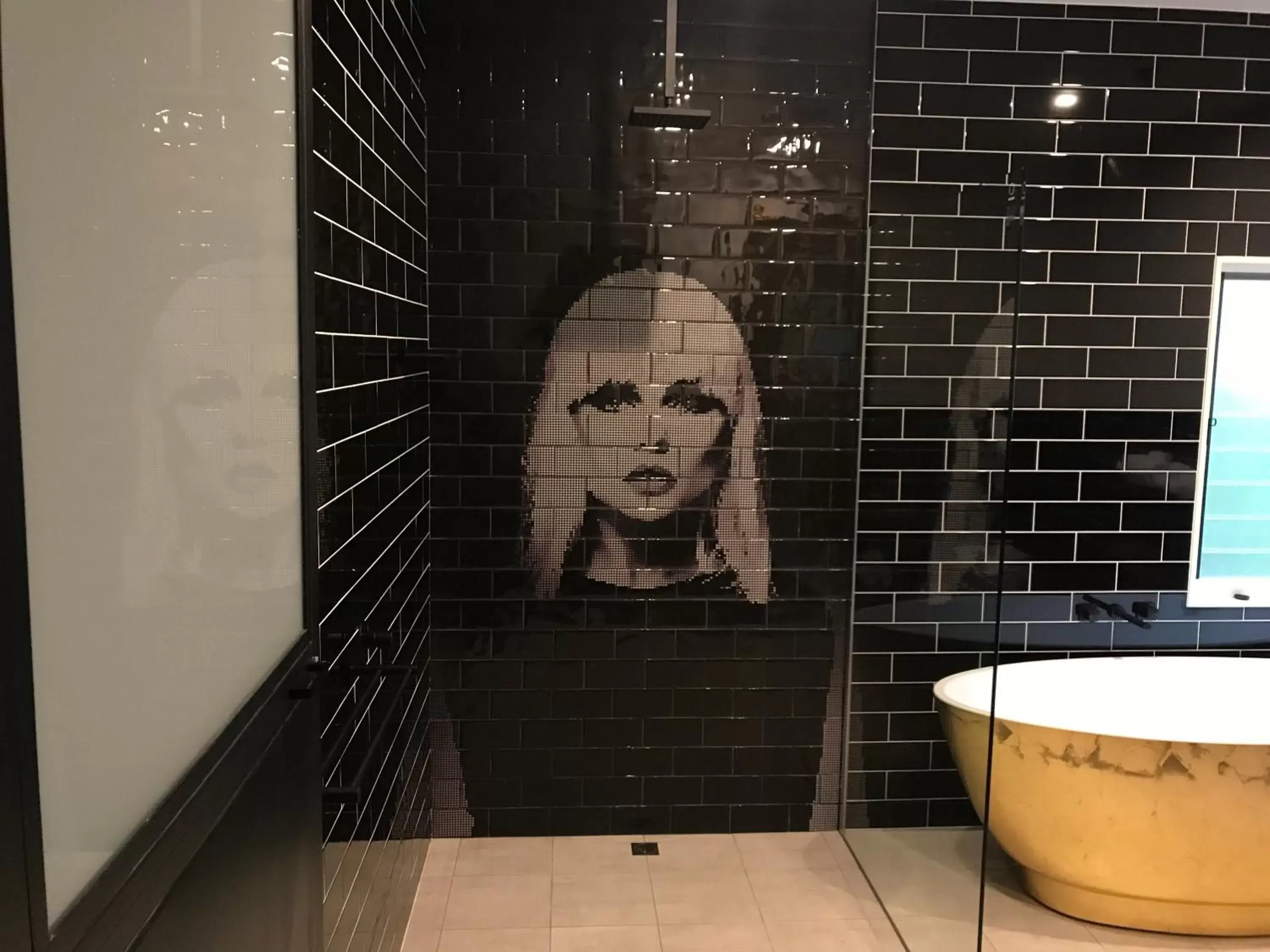 Family Room with Bath in Boogie Woogie Beach House Family Room with Bath in Boogie Woogie Beach House