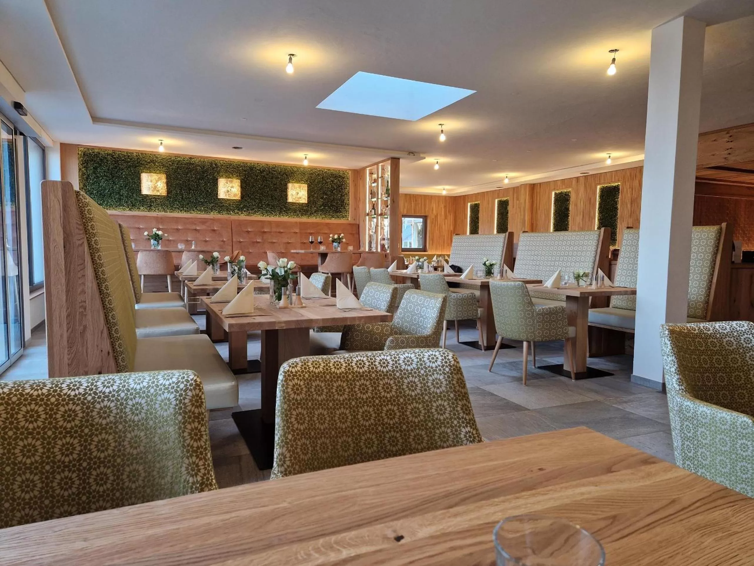 Restaurant/places to eat in Wellnesshotel Sonnenhof & Sonnhalde