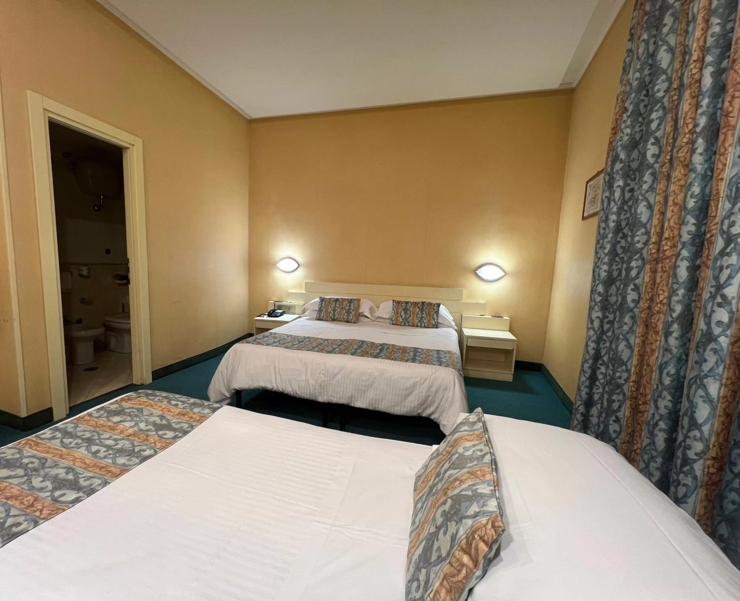 Bedroom, Bed in Hotel Patria