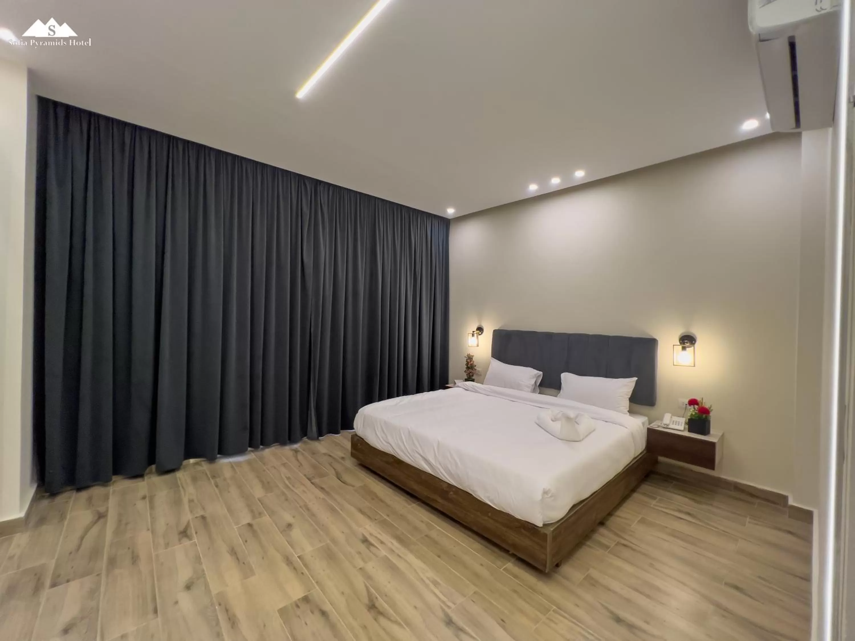 Bed in Sofia Pyramids Hotel