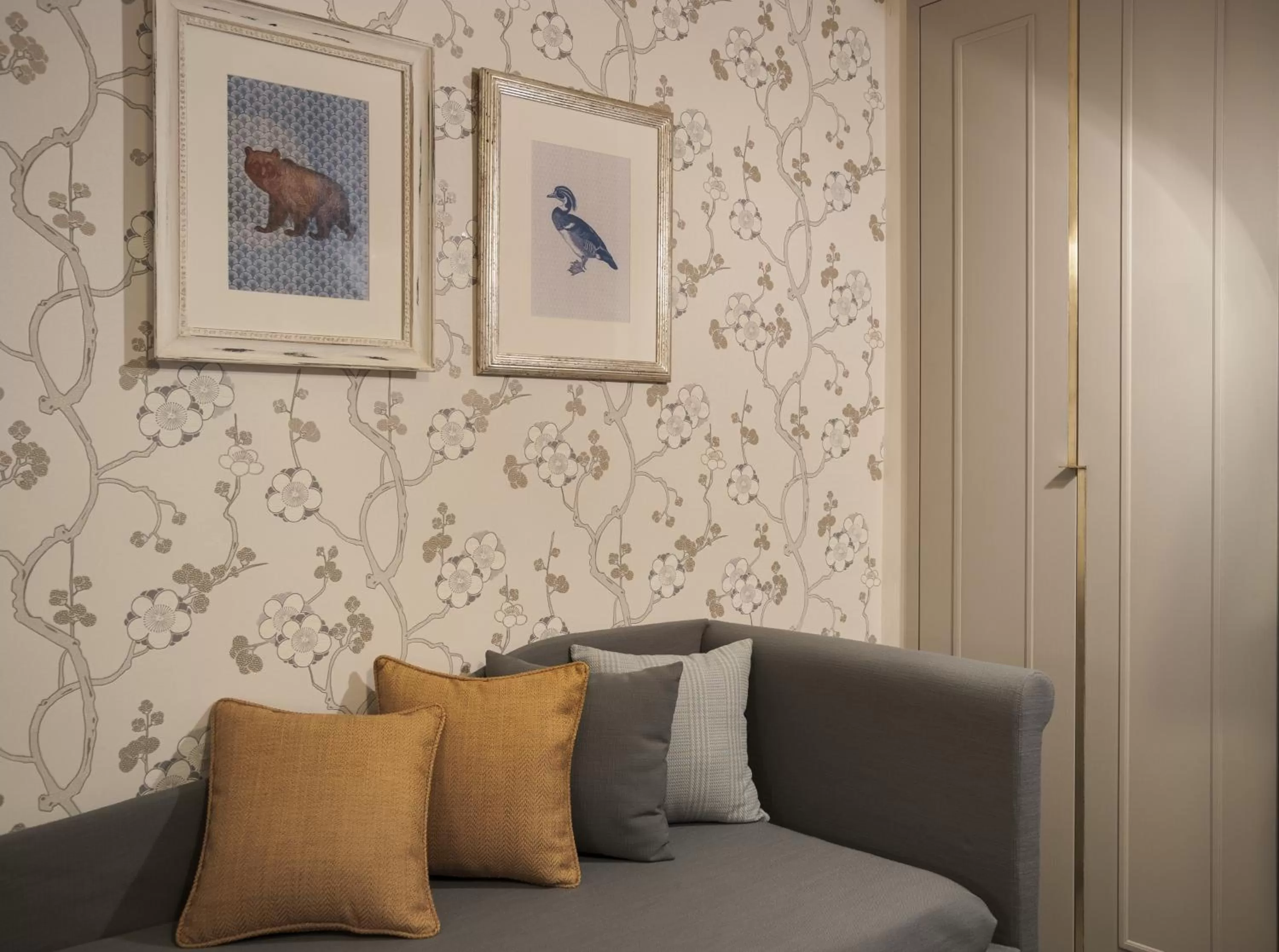 Decorative detail in Alfieri9