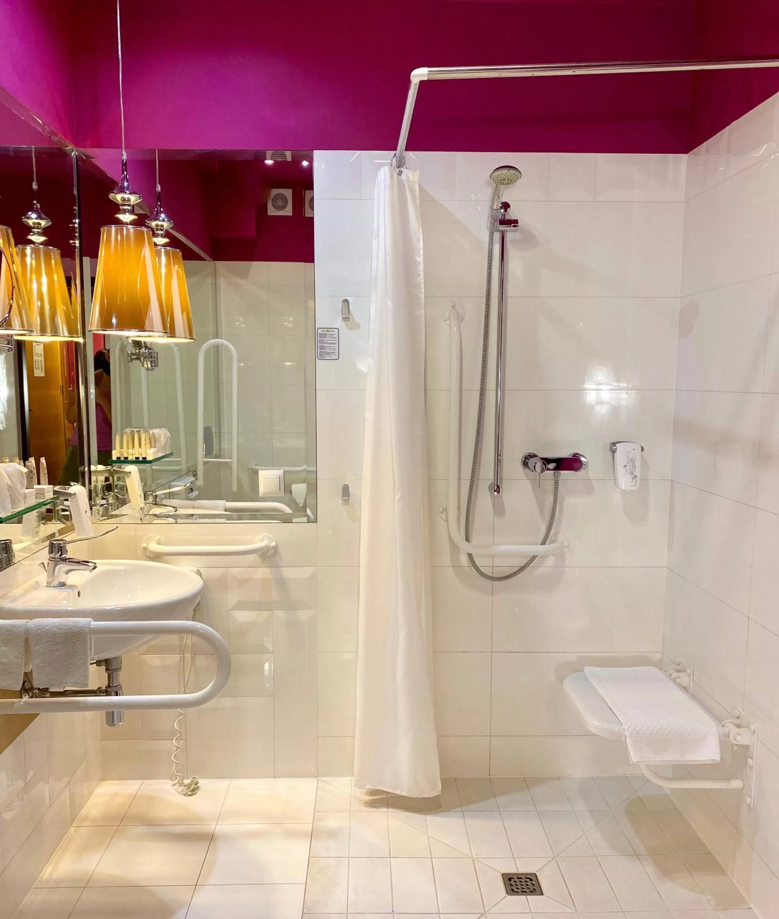 Shower in Hotel Cristal Białystok