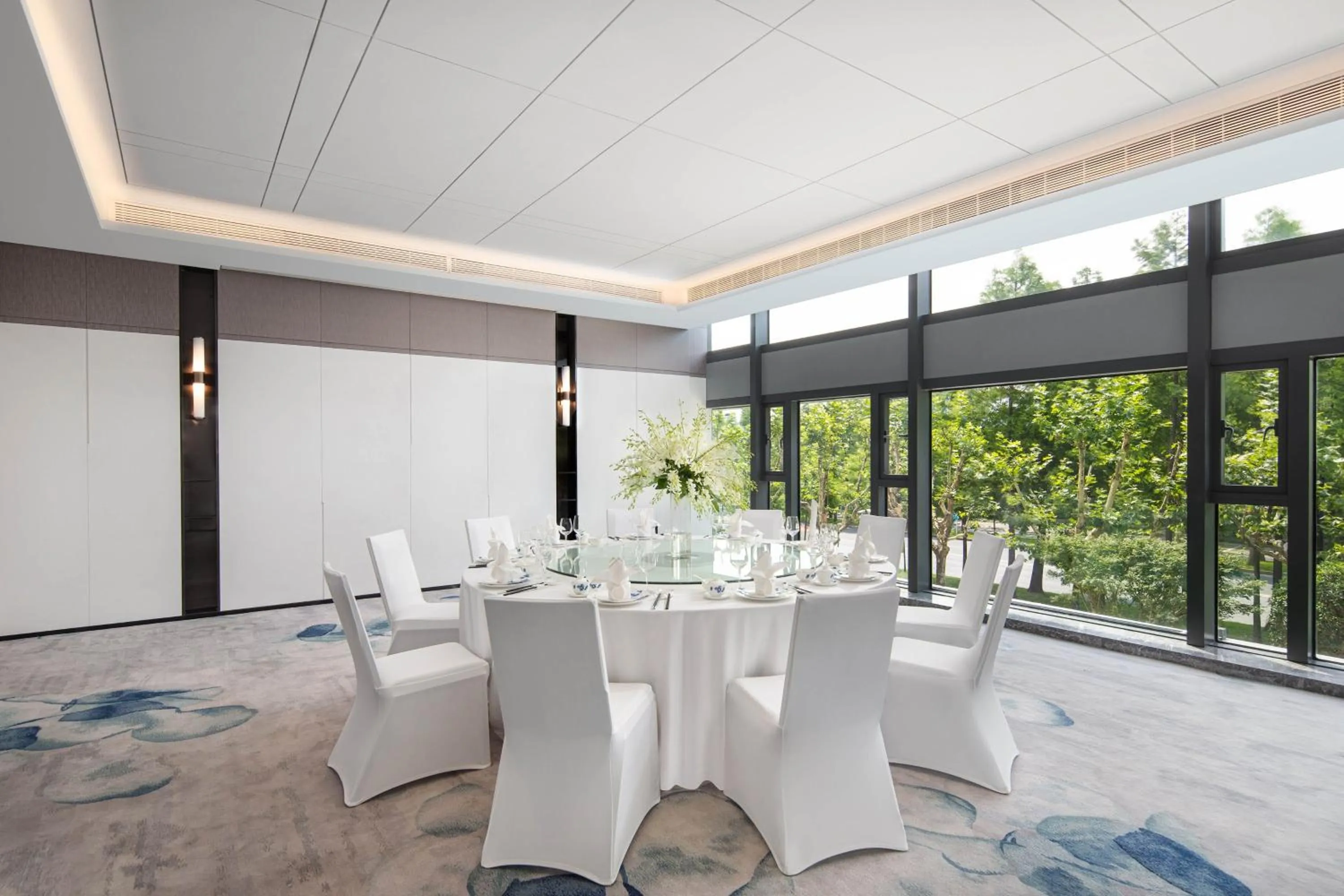 Meeting/conference room in Four Points by Sheraton Shanghai Jiading