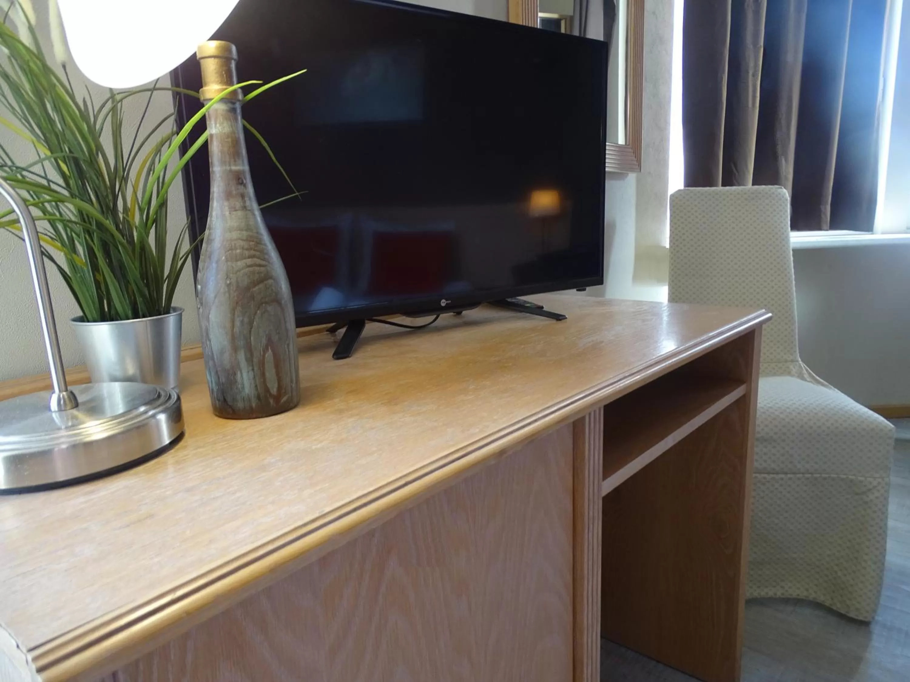 TV and multimedia, TV/Entertainment Center in Value Stay Blankenberge