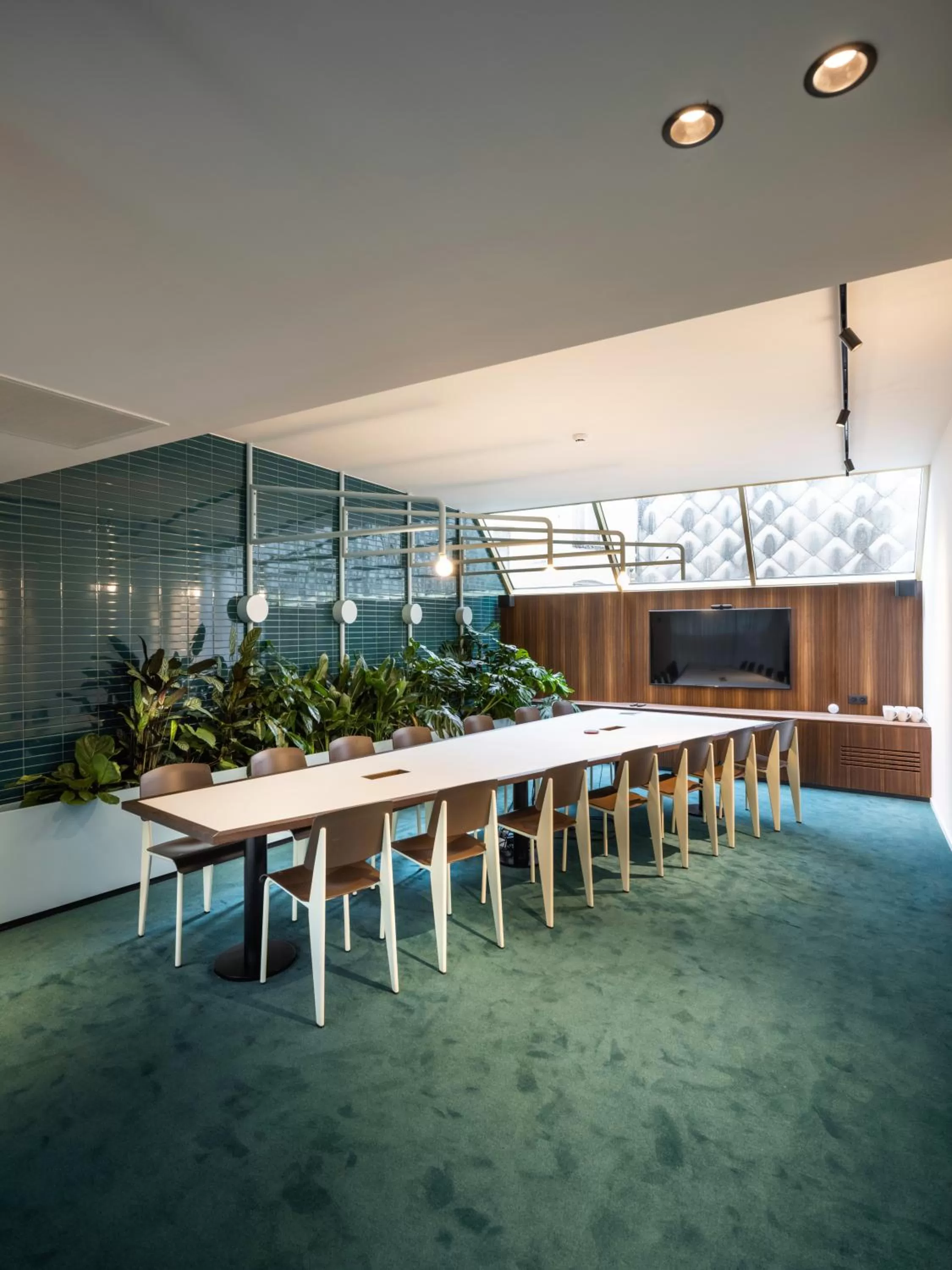 TV and multimedia in Yalo Urban Boutique Hotel Gent