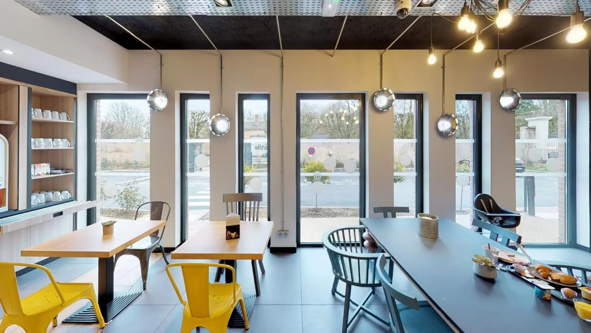 Seating area in Campanile Fontainebleau
