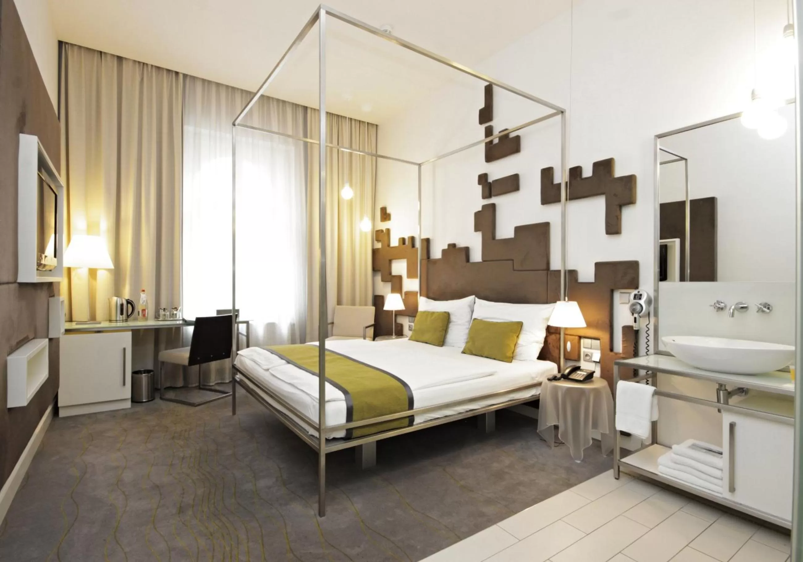 Photo of the whole room, Bed in Pure White