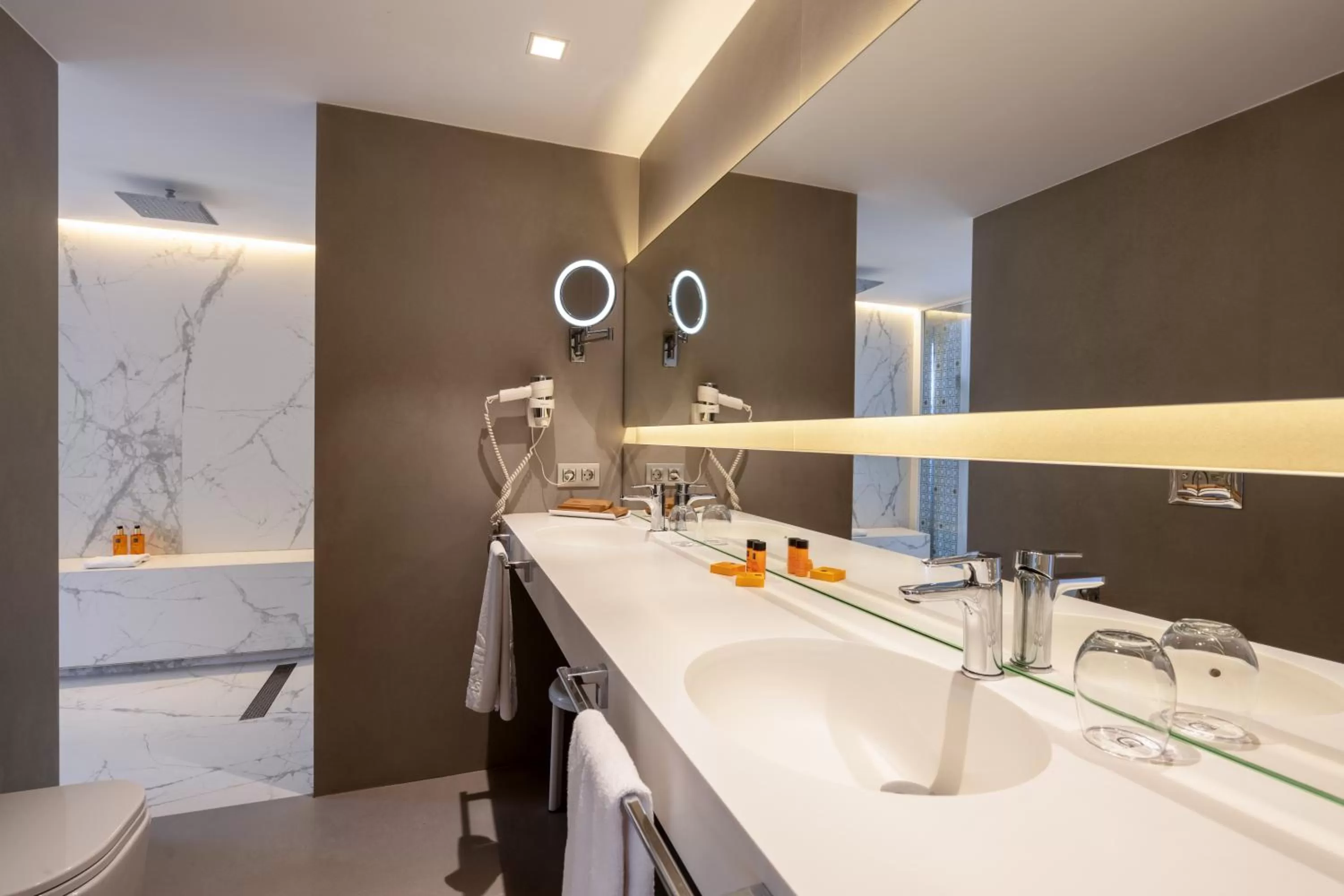 Bathroom in Climia Belroy 4 Sup