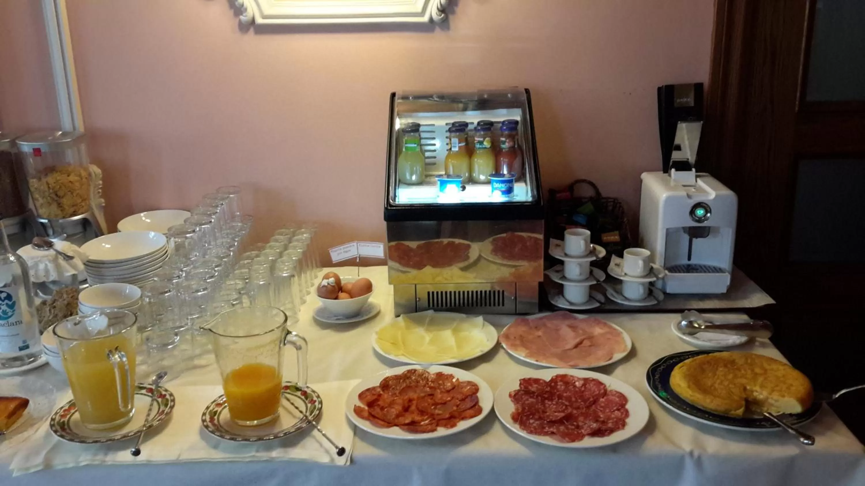 Breakfast in Palacio Azcárate Hotel