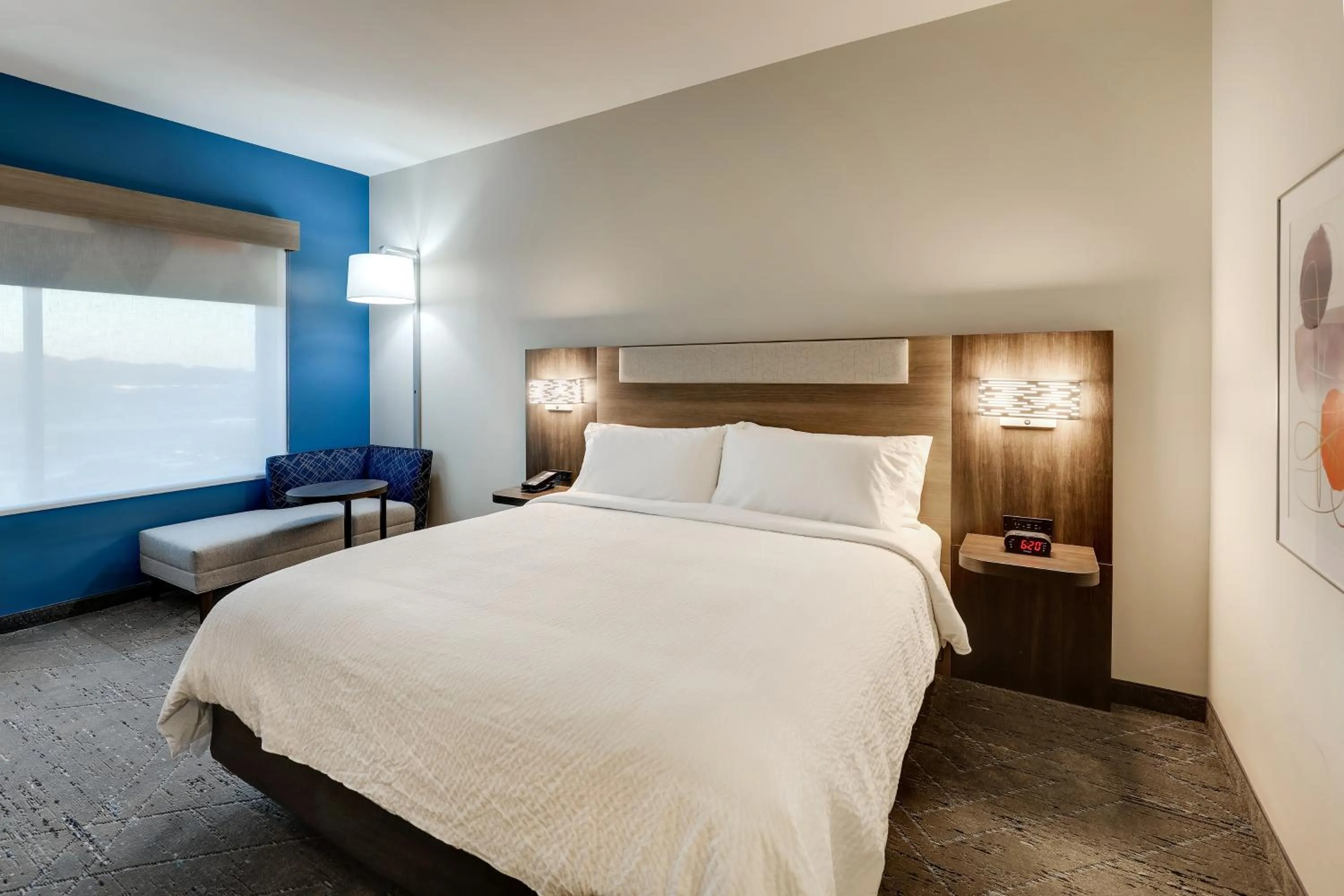 Bedroom, Bed in Holiday Inn Express Holly Springs - Raleigh Area by IHG