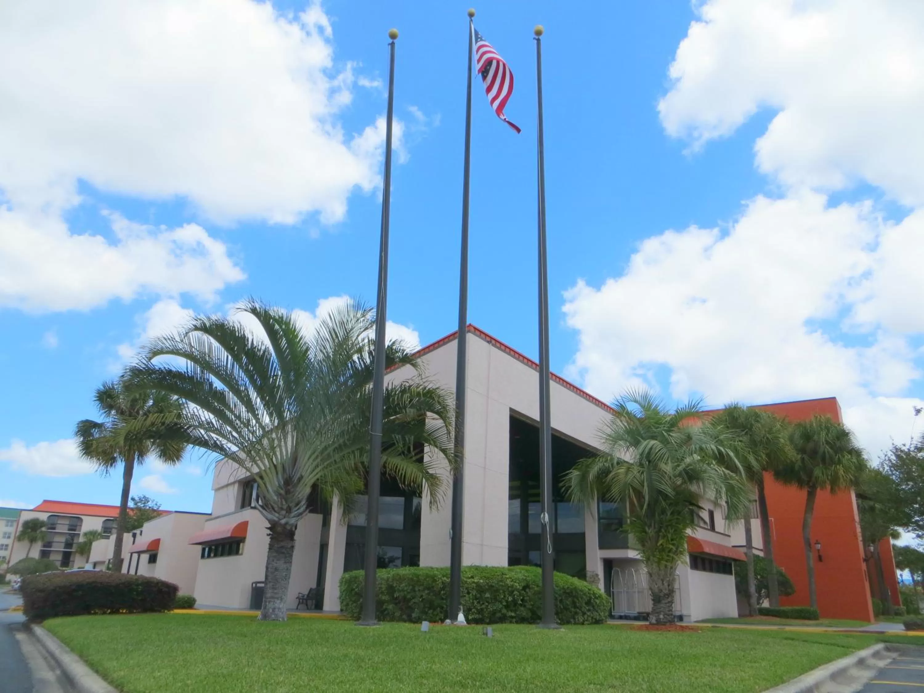 Facade/entrance in Grand Hotel Orlando at Universal Blvd - Shuttle to Theme Parks