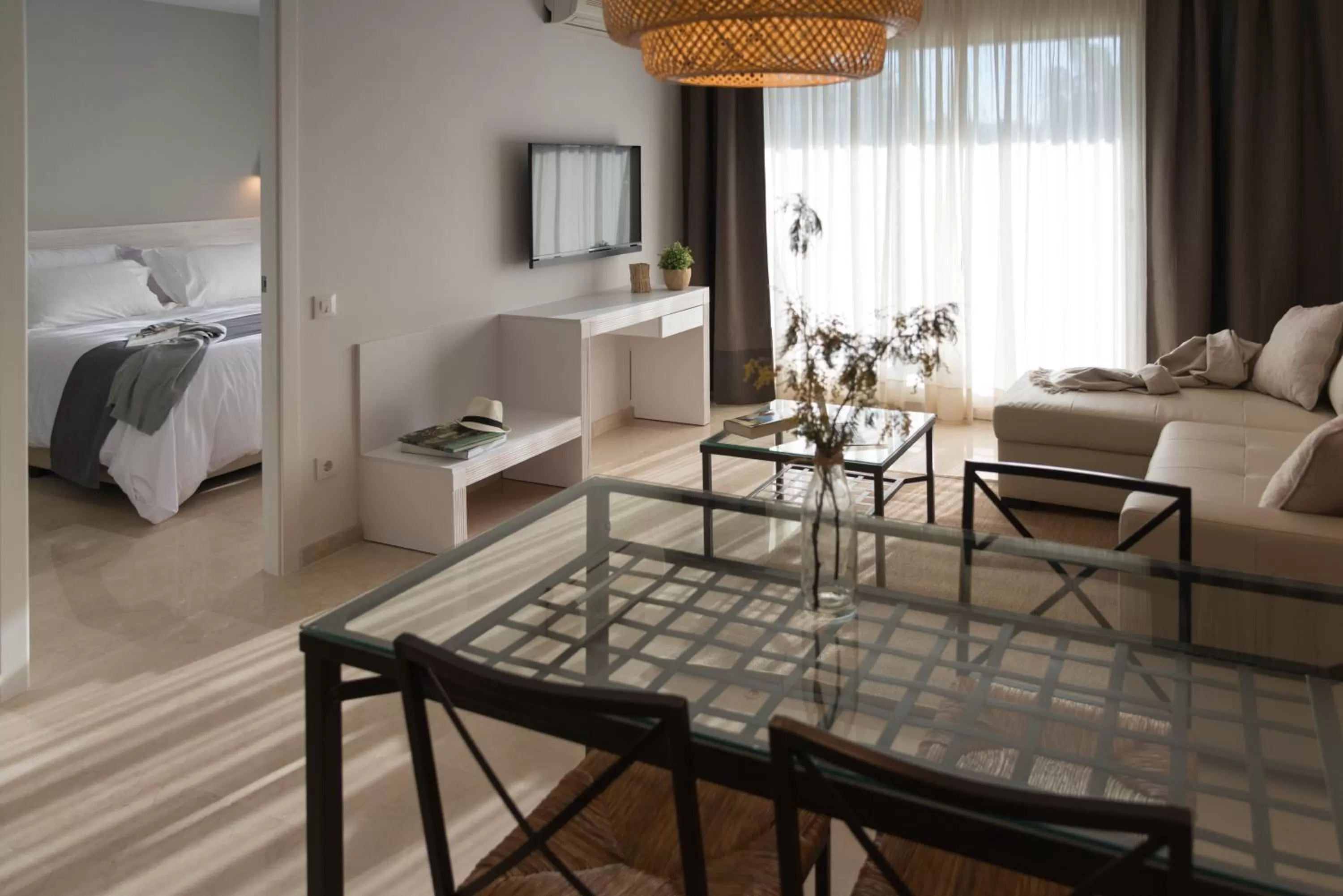 TV and multimedia, Bed in Mediterraneo Sitges