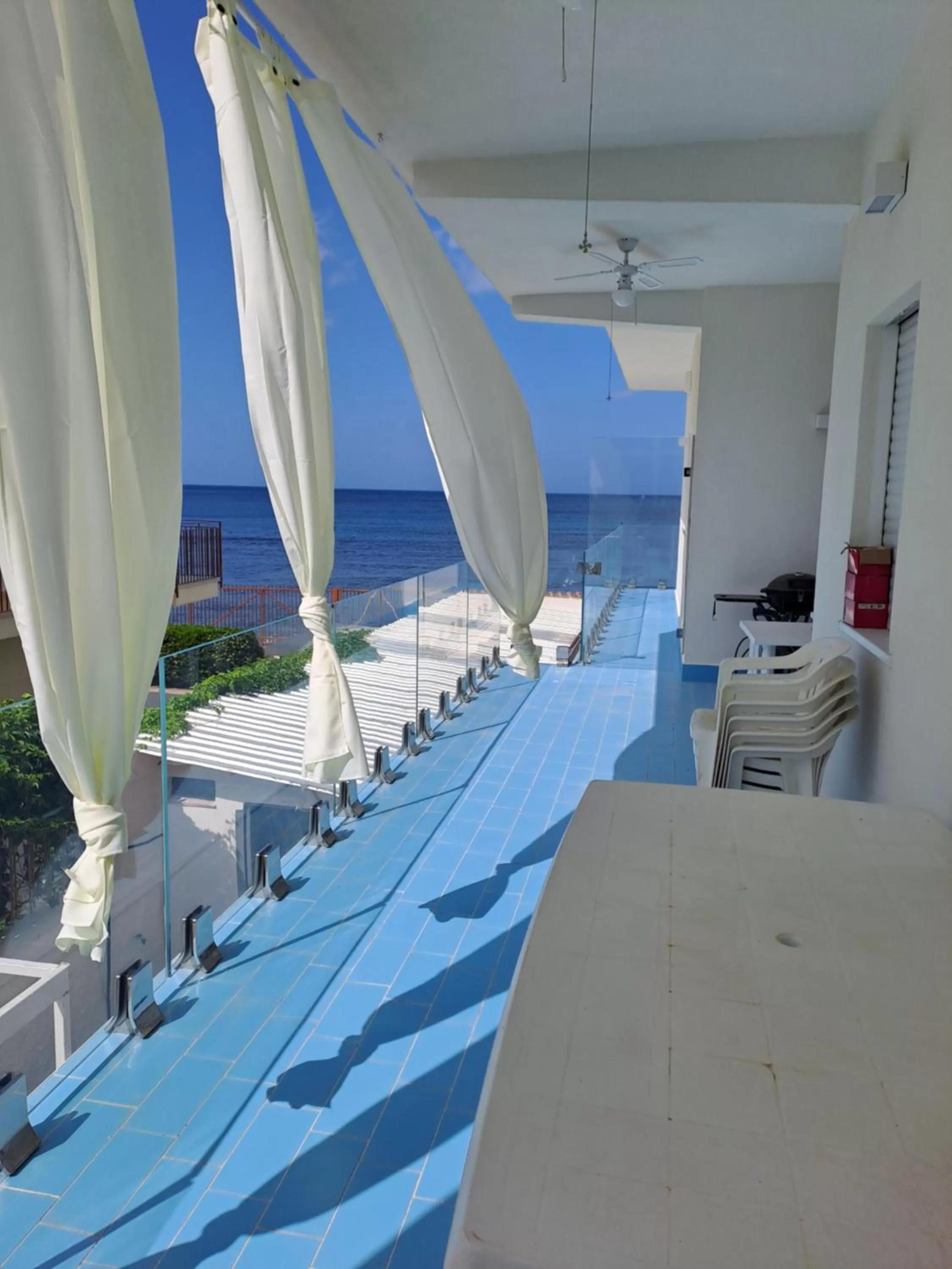 Swimming Pool in La Luna sul Mare - Relax & Sea