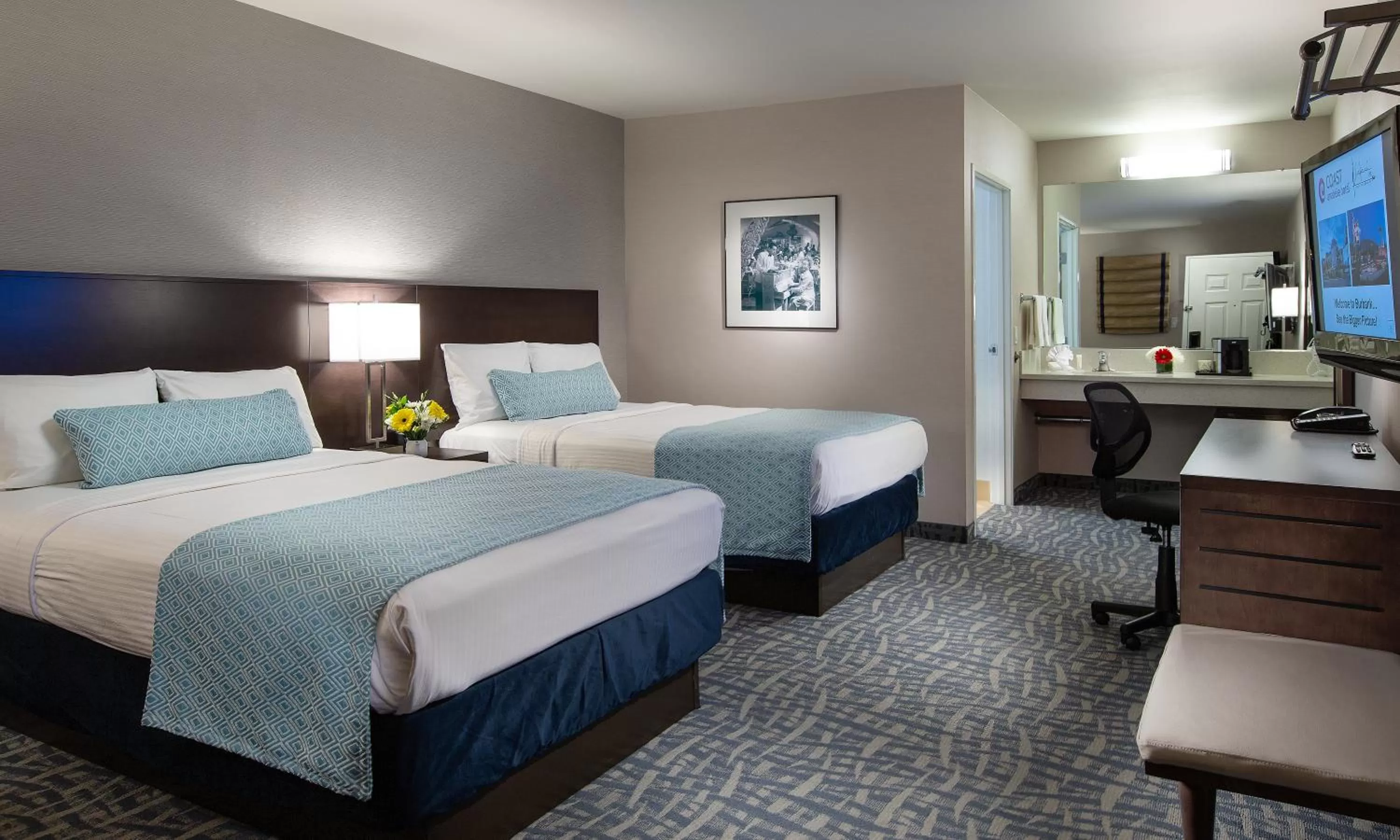 Bedroom, Bed in Safari Inn, a Coast Hotel