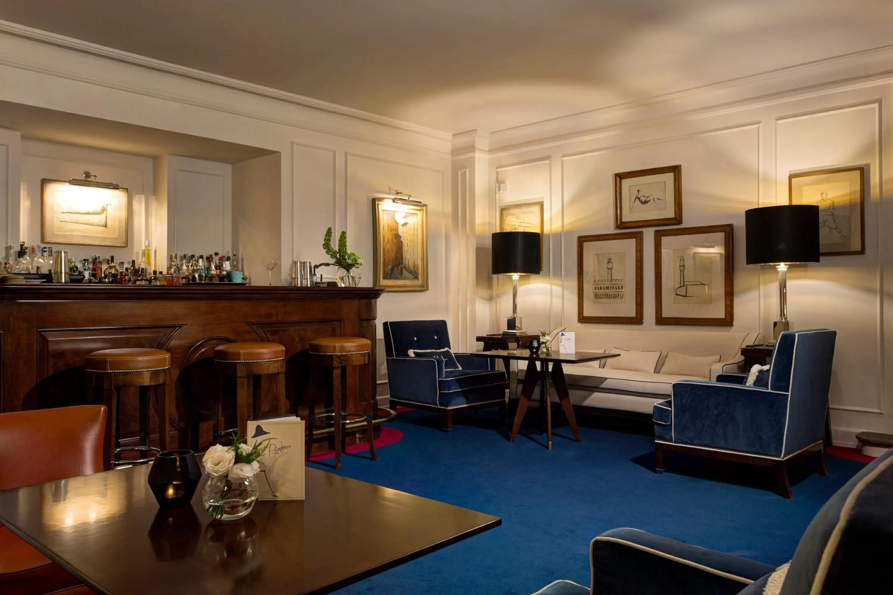 Lounge or bar in Hotel Lungarno - Lungarno Collection