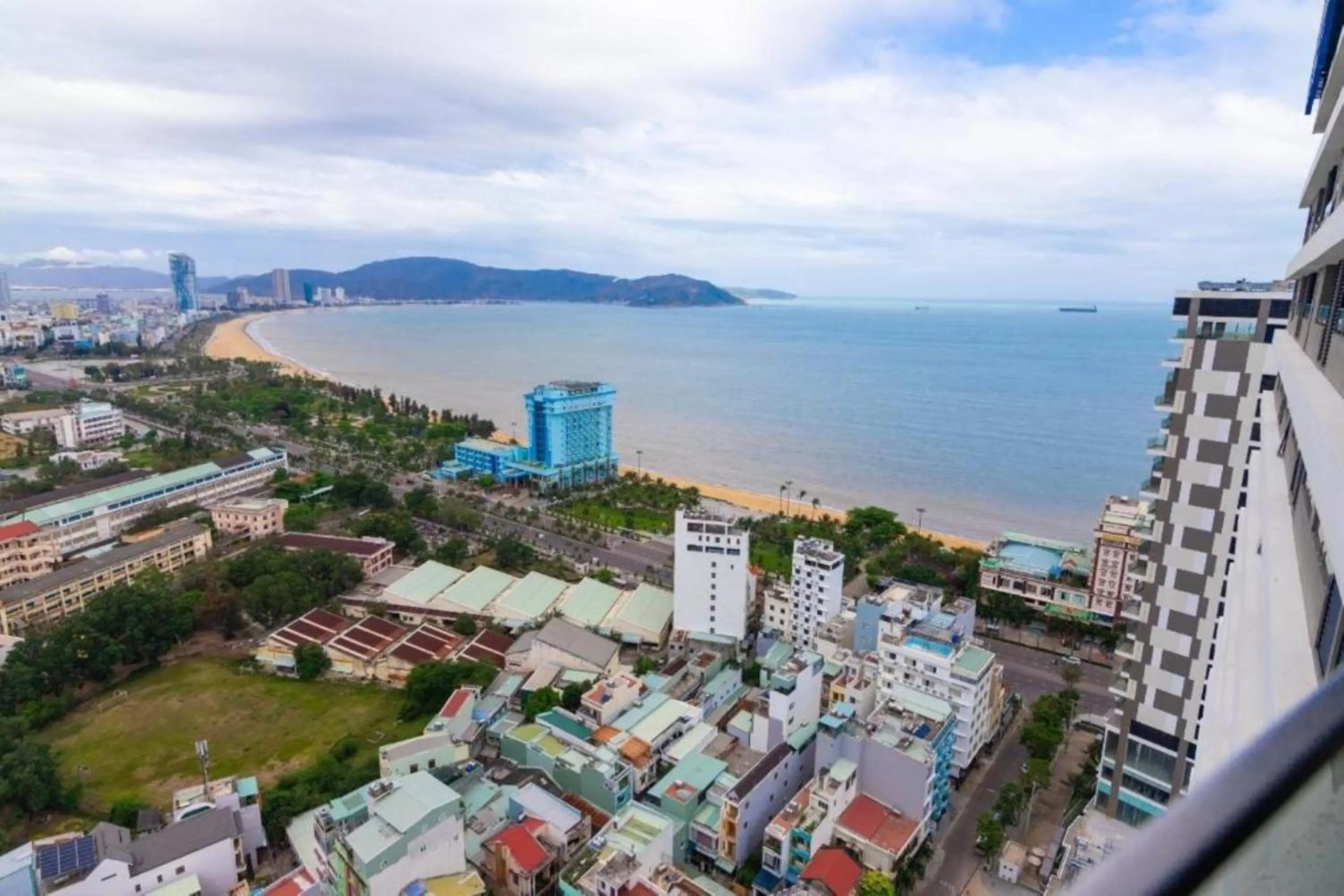 Property building, Bird's-eye View in FLC Sea Tower Quy Nhơn - Homostay