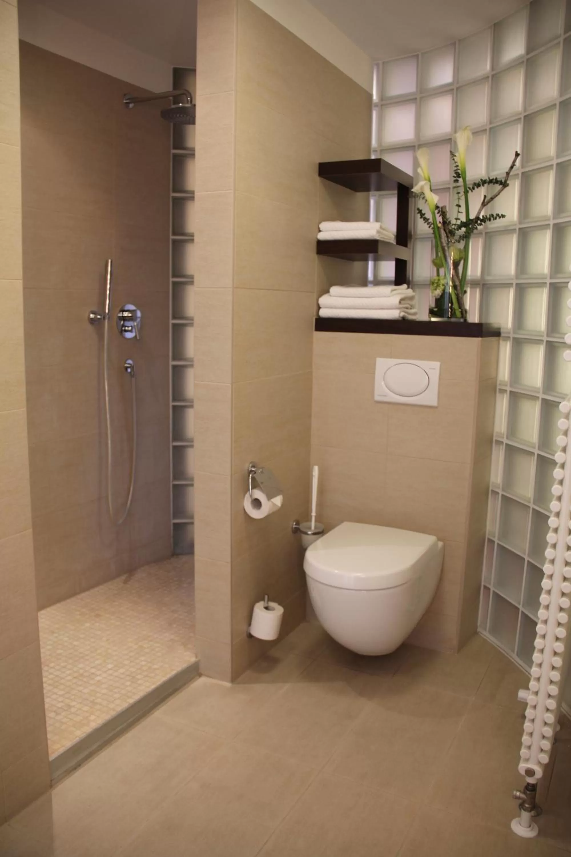 Bathroom in Hotel Restaurant Schwan