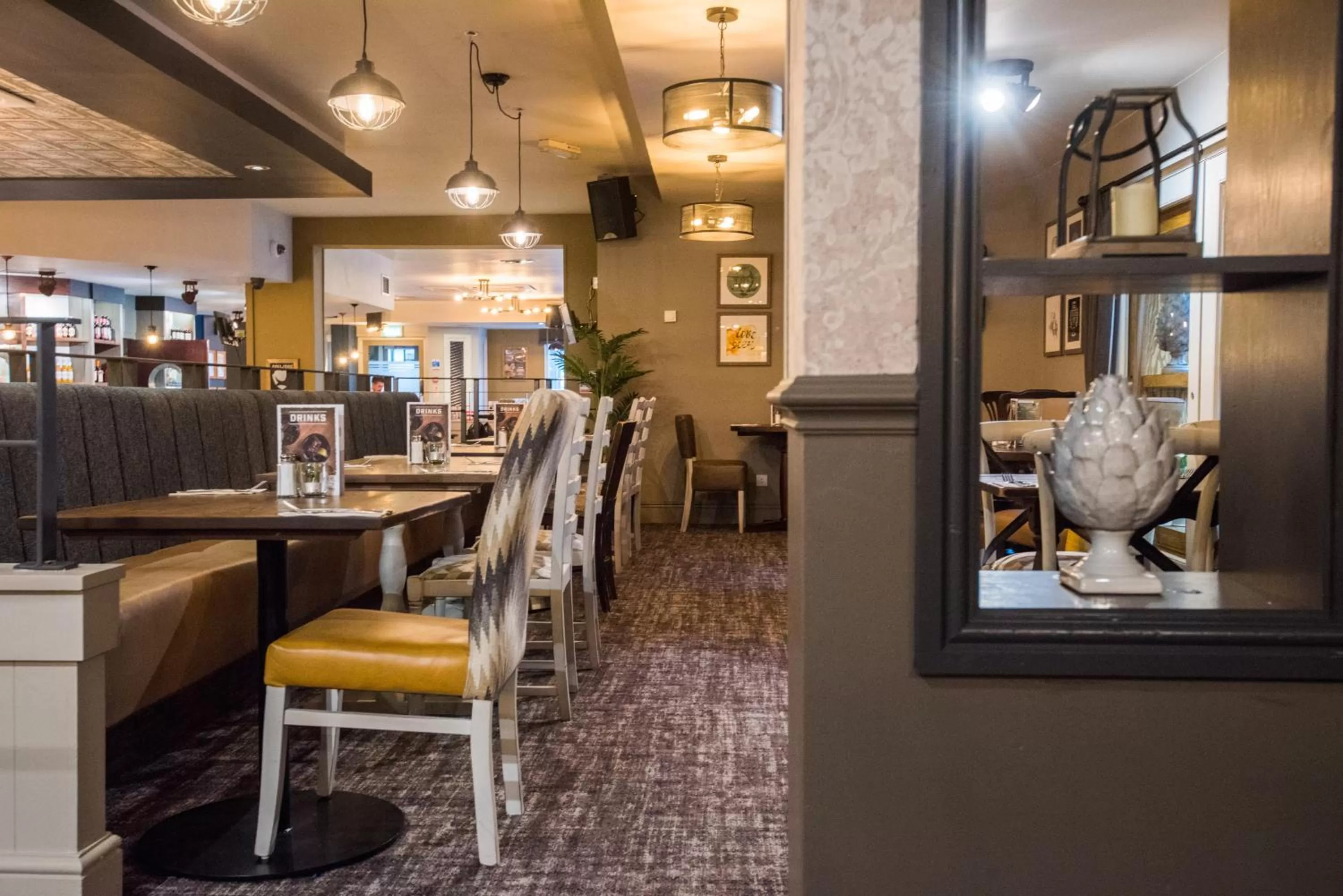 Restaurant/places to eat in The Caledonian Hotel