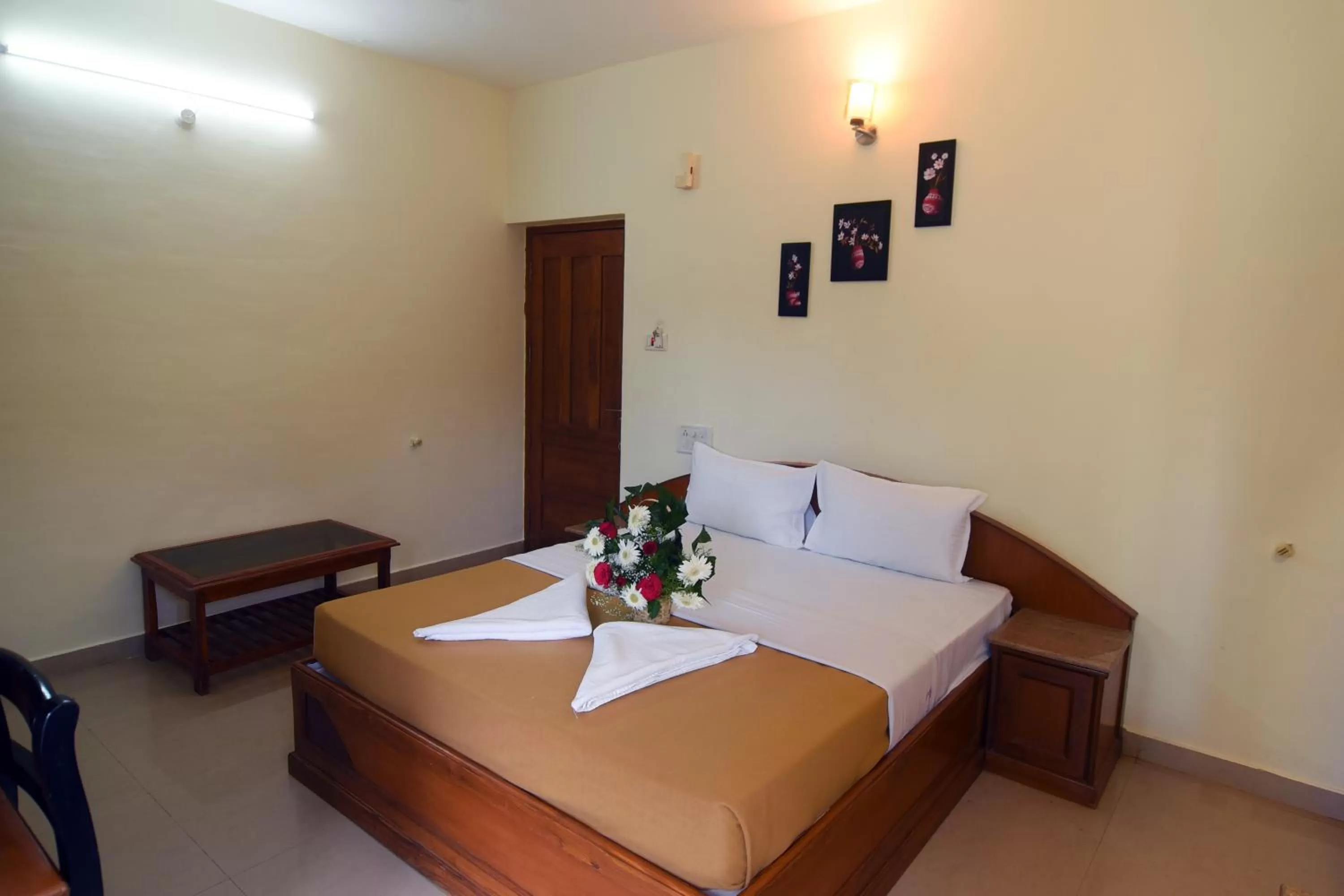 Bed in DVG Socials Retreat