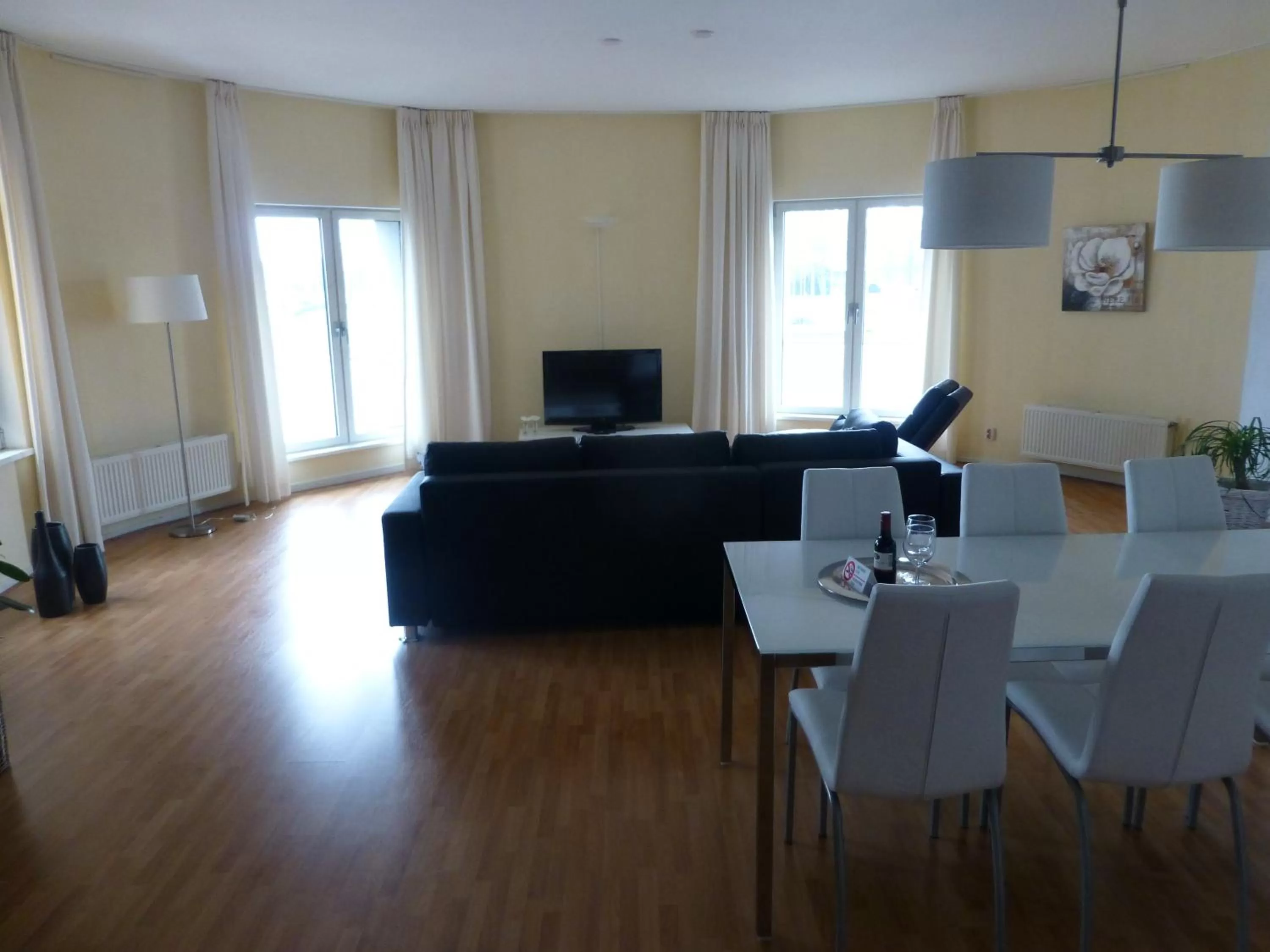 TV and multimedia in Hotel de Vischpoorte, centrum Deventer en aan de IJssel