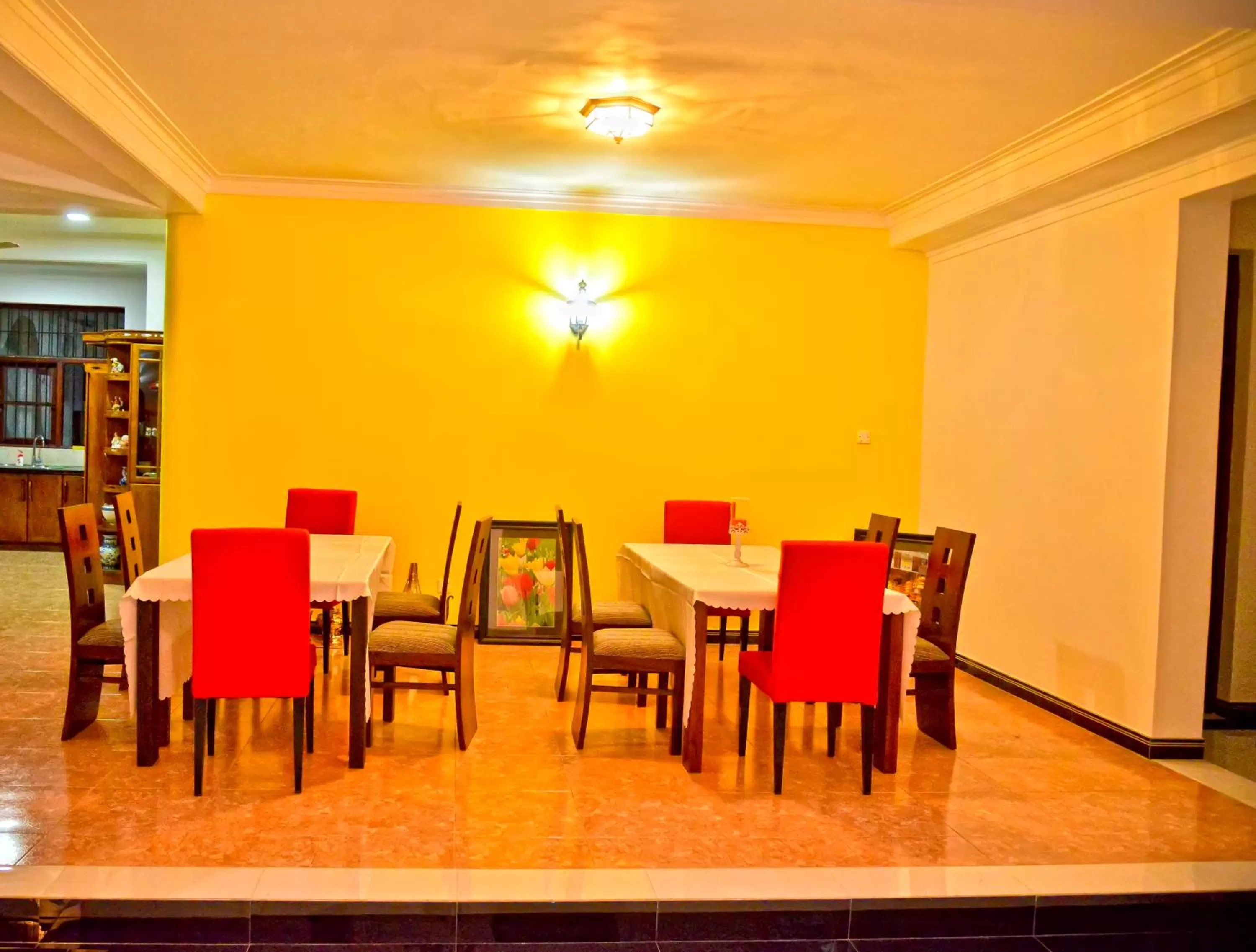 Seating area, Restaurant/Places to Eat in Siluni's Villa