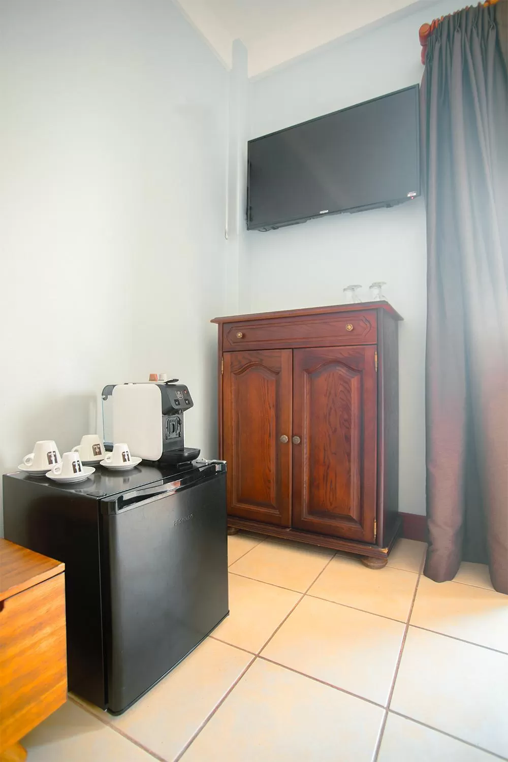 Coffee/tea facilities in La Fortuna Downtown Hotel Boutique