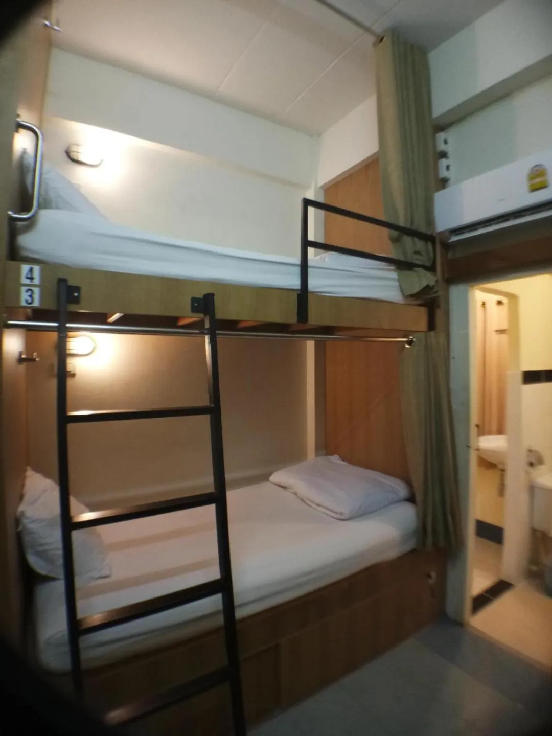 bunk bed, Bed in Manee Cool Mueang
