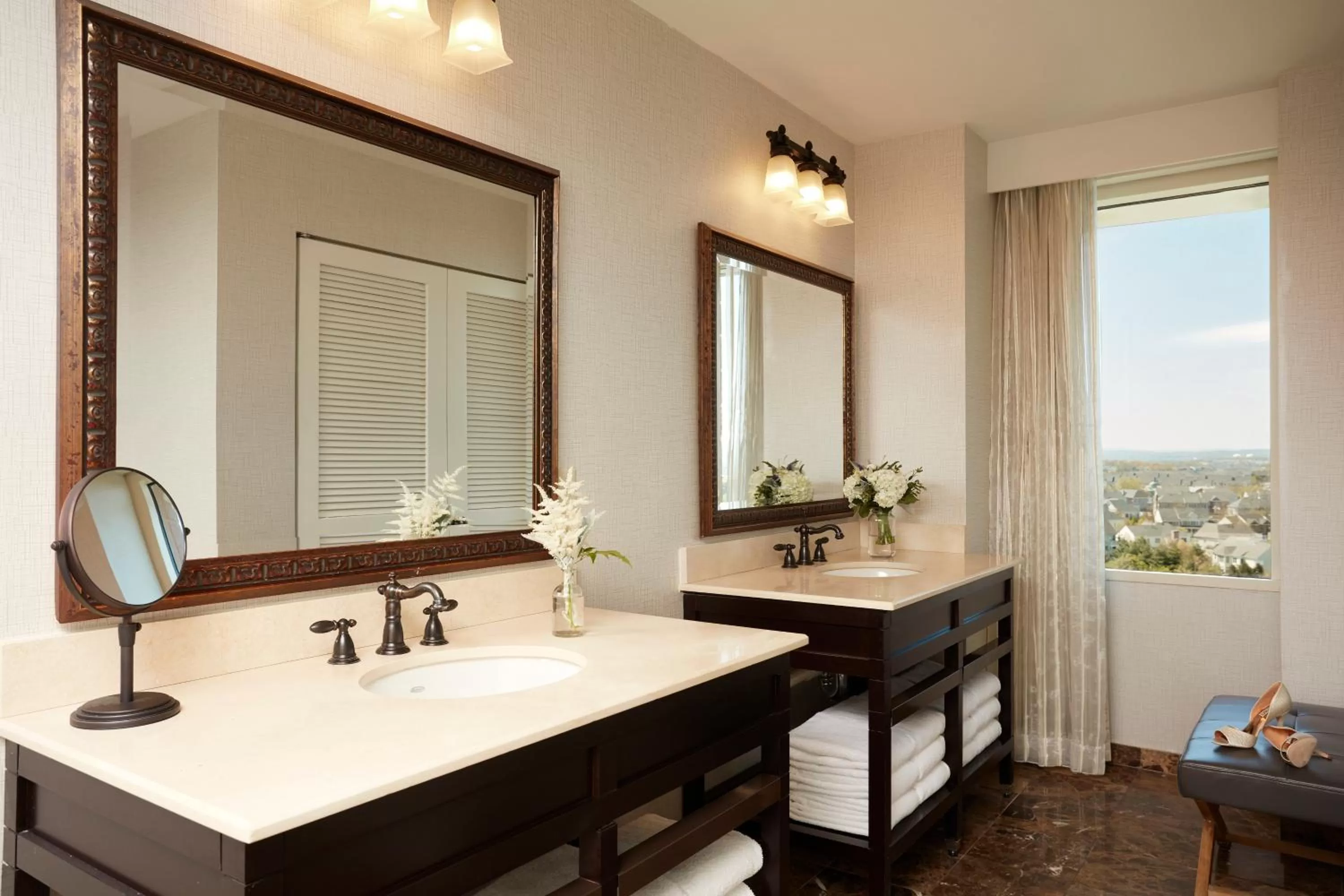 Bathroom in Lansdowne Resort and Spa